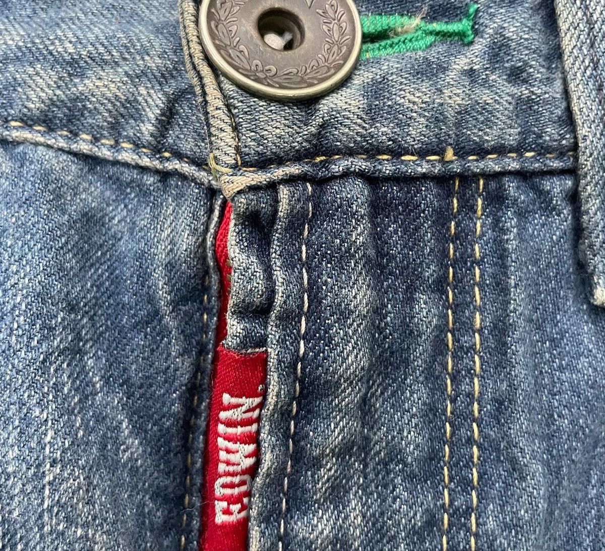 Edwin Vintage Edwin Blue Trip Greenline Selvedge Distressed Size US 33 - 10 Thumbnail