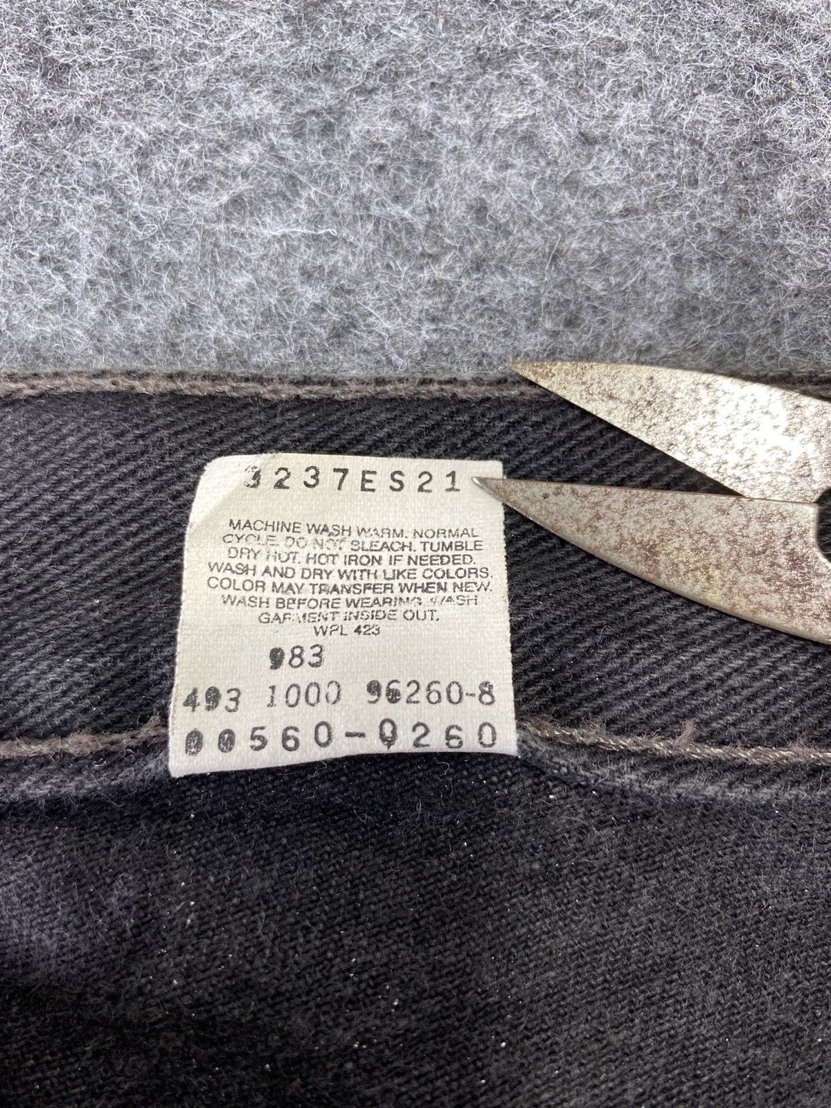 Levi's Vintage Levi's 560 Black Jeans 38x30 - J738 Size US 38 / EU 54 - 6 Thumbnail