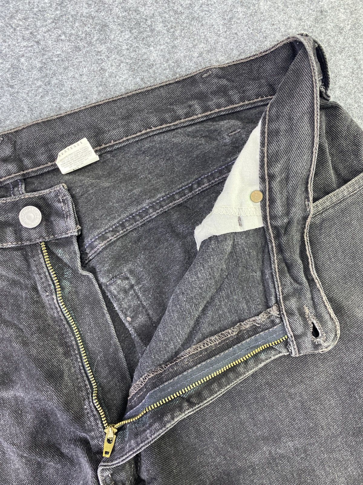Levi's Vintage Levi's 560 Black Jeans 38x30 - J738 Size US 38 / EU 54 - 3 Thumbnail
