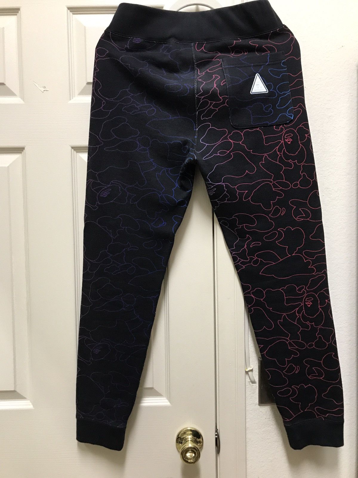 Bape Pencil Neon Camo Shark Sweat Pants Size US 28 / EU 44 - 2 Thumbnail