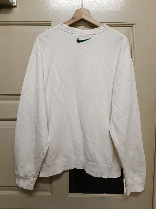 Nike 90s embroidered online sweatshirt