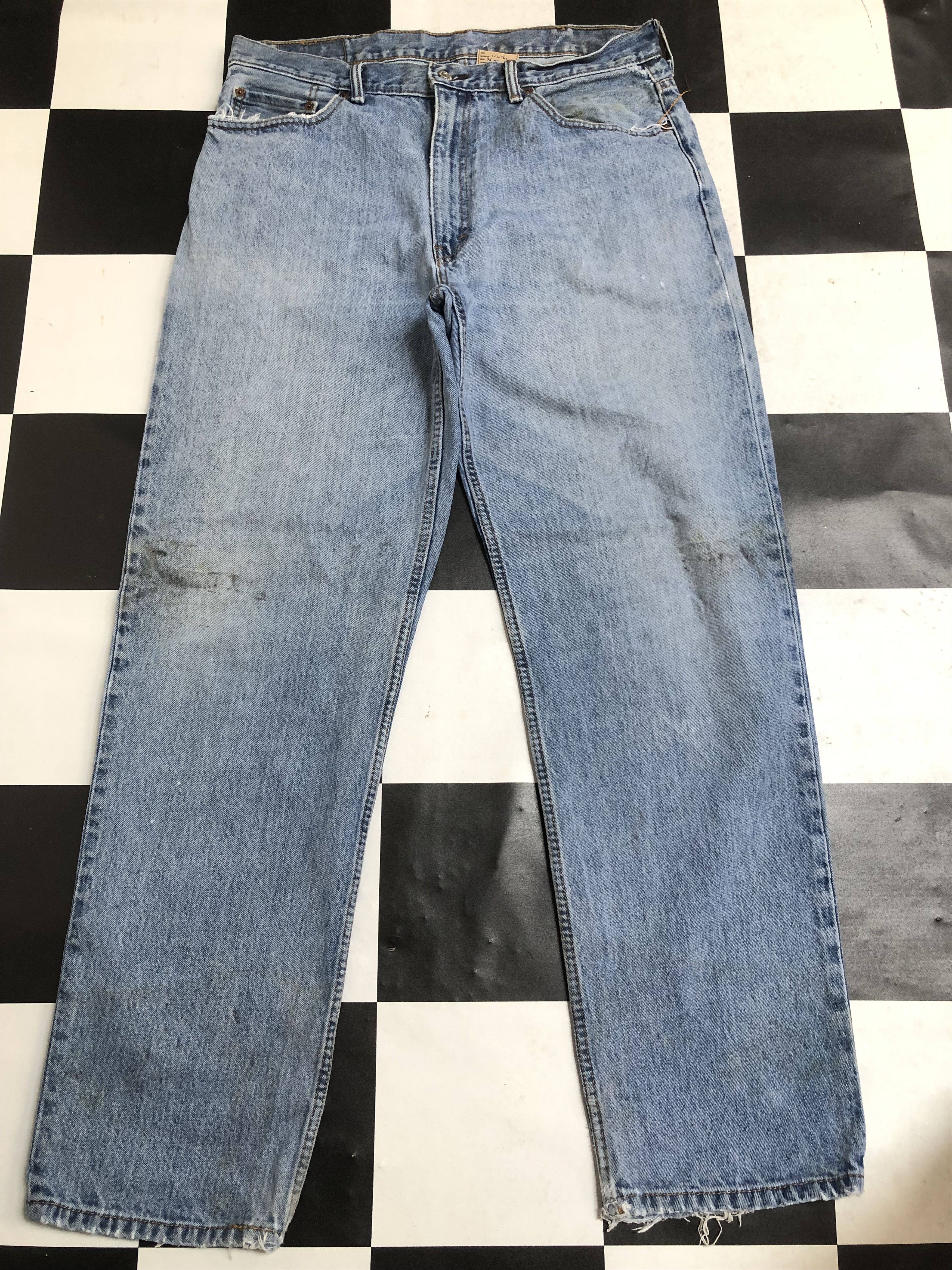 Vintage Levi's 550 Relaxed Fit Jeans L450