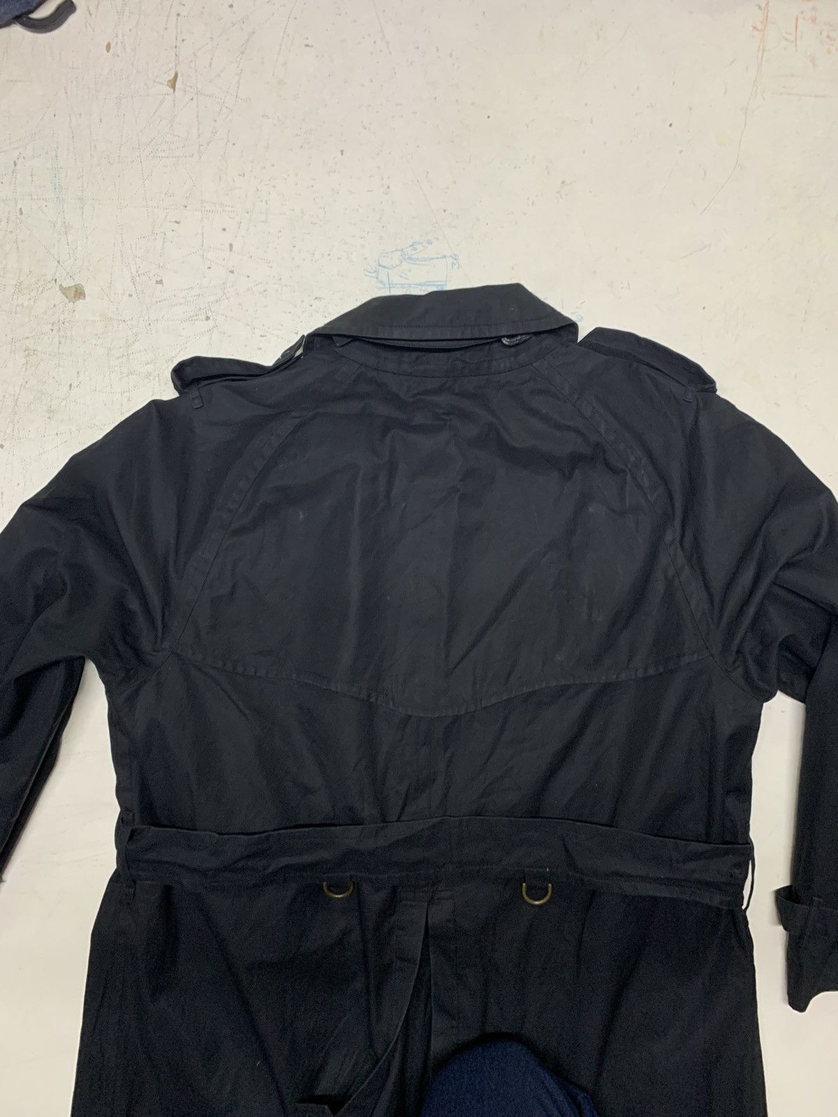 Burberry Vintage Burberry long trench coat in dark blue Size US M / EU 48-50 / 2 - 8 Thumbnail