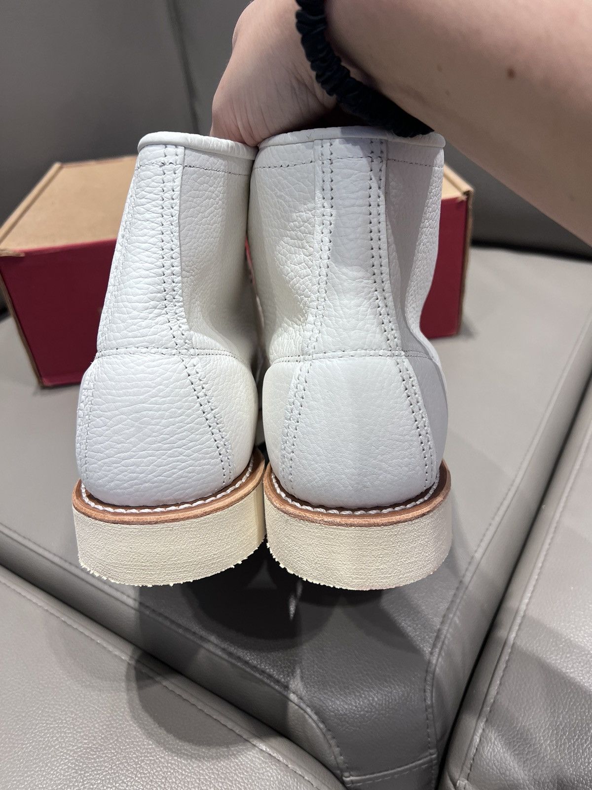 CNCPTS × Red Wing Red Wing Heritage X Concepts 6” Moc Toe White Leather Boots Size US 8 / EU 41 - 7 Thumbnail