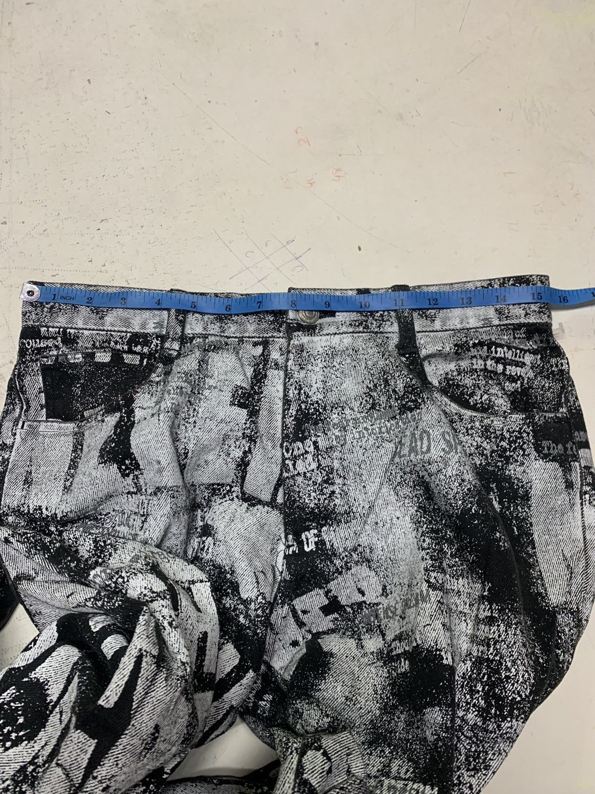 Japanese Brand International world jeans Size US 31 - 12 Thumbnail
