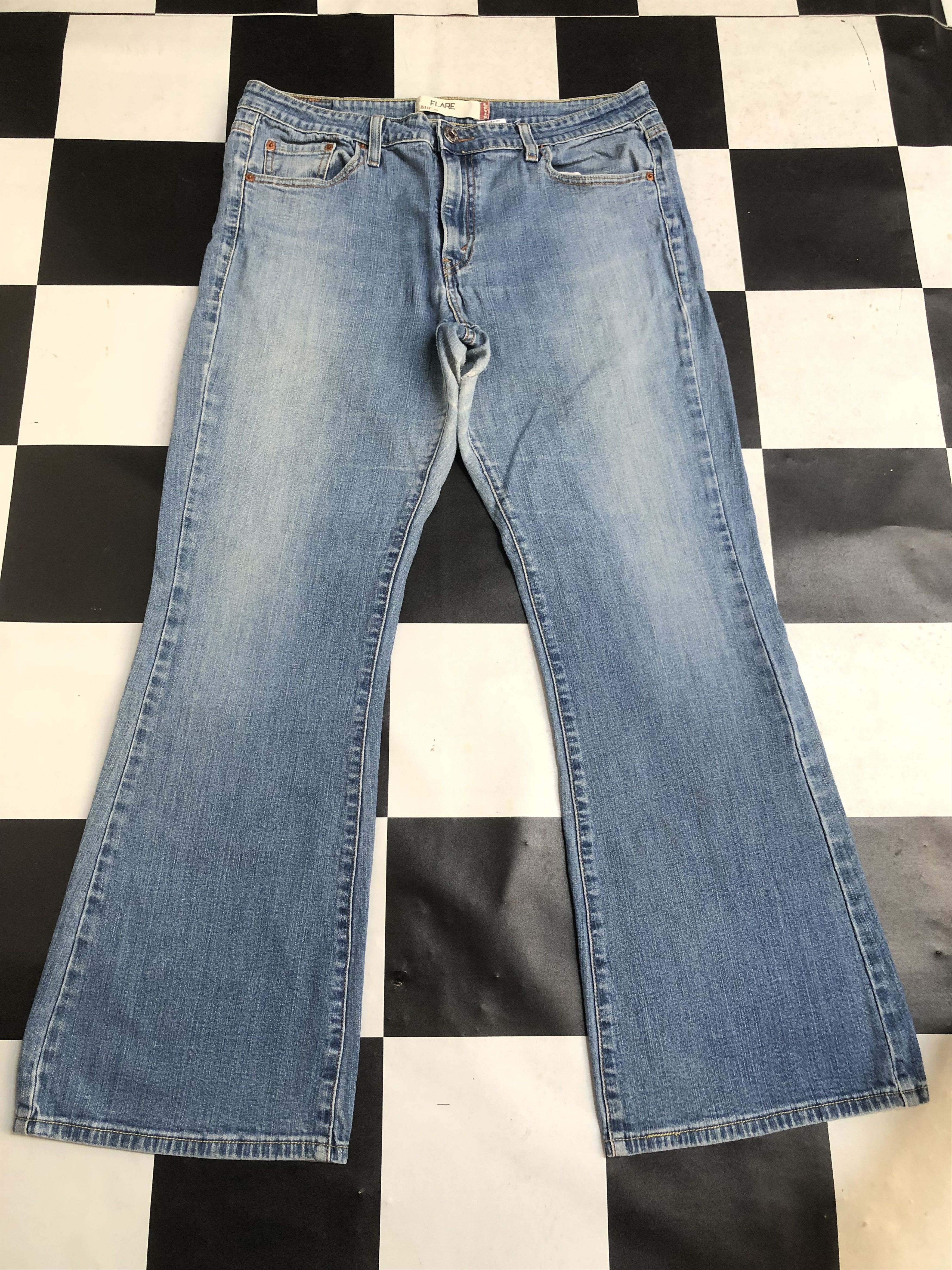 image of Levis 519 Flare Denim Women Jeans L438 in Blue (Size 34)