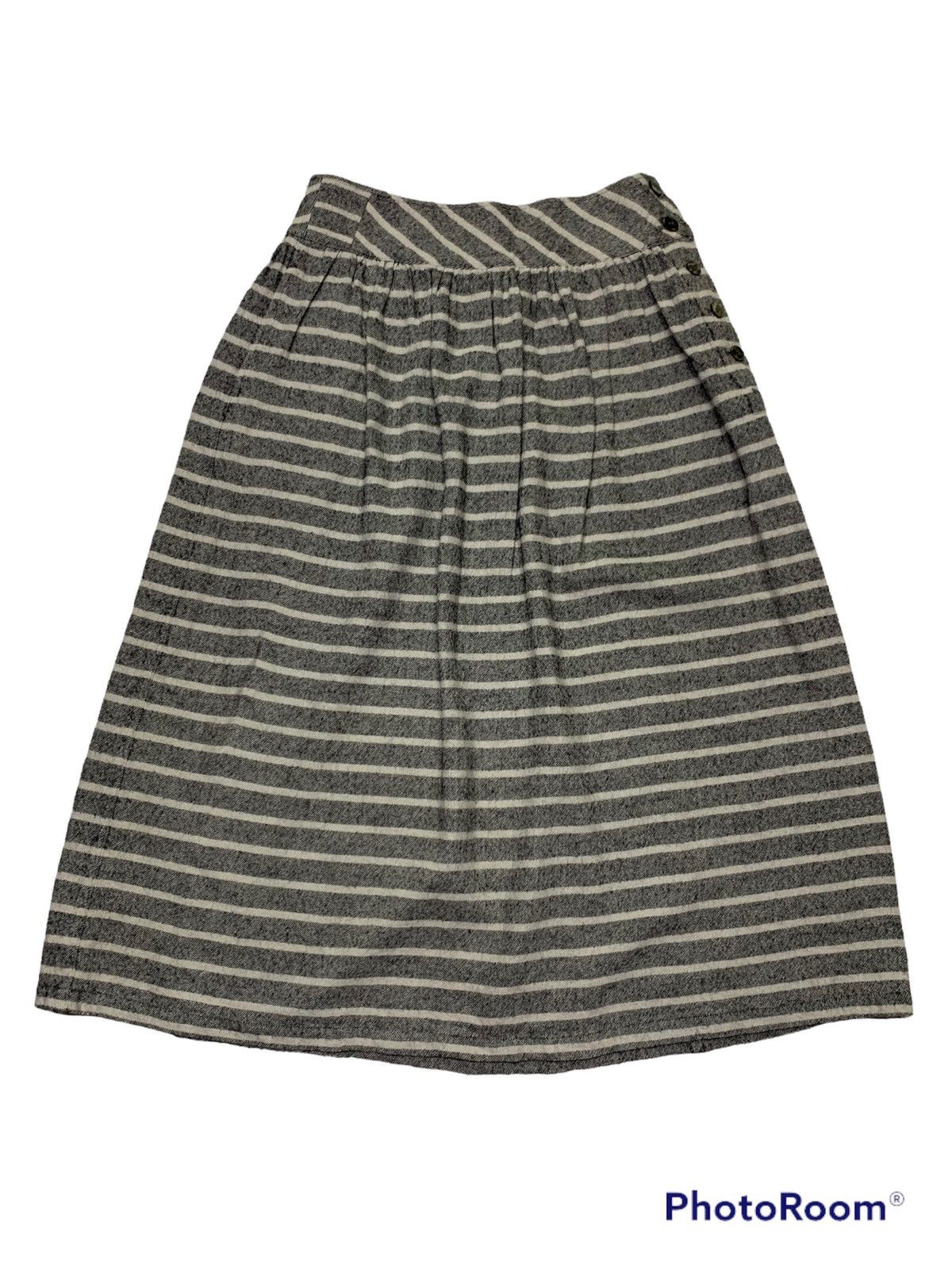 image of Issey Miyake Plantation Skirt in Mix, Women's (Size 32)