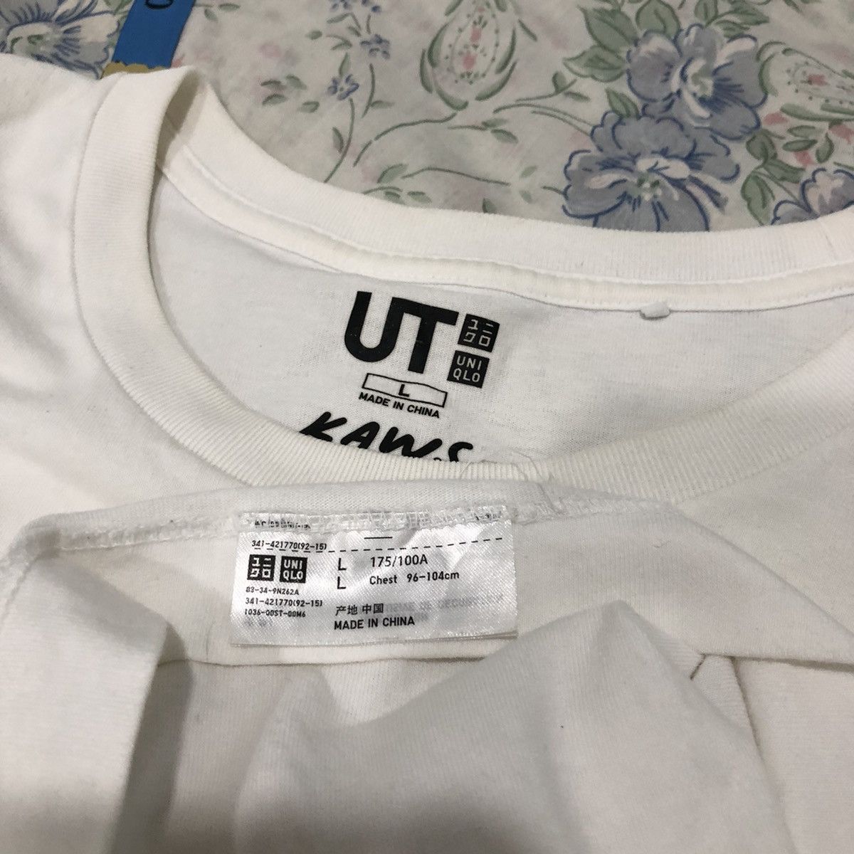 Kaws Uniqlo Kaws Skeleton Tee Size US L / EU 52-54 / 3 - 5 Thumbnail
