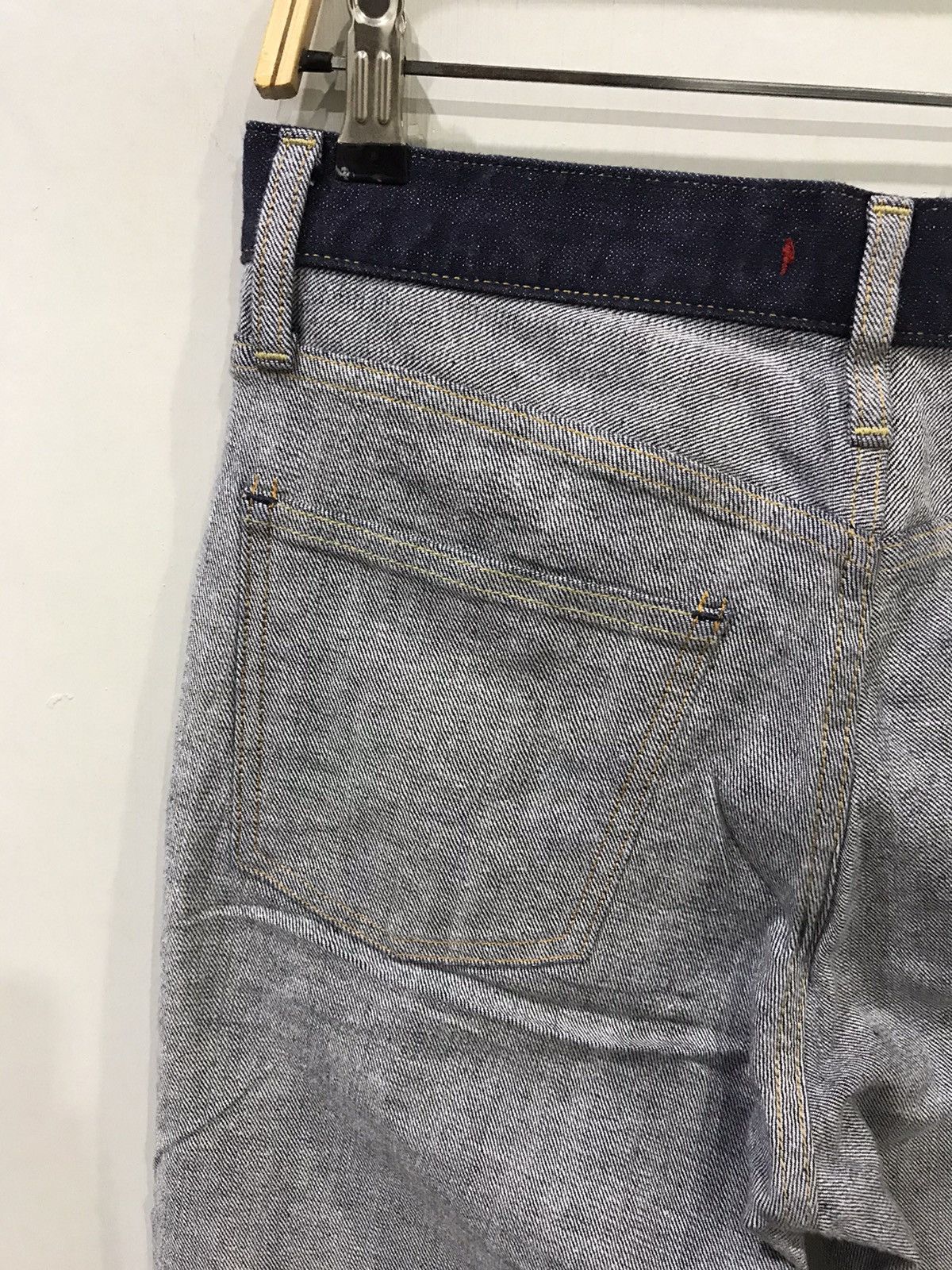 Japanese Brand RED CARD Inside Out Cropped Leg Denim Size US 29 - 7 Thumbnail