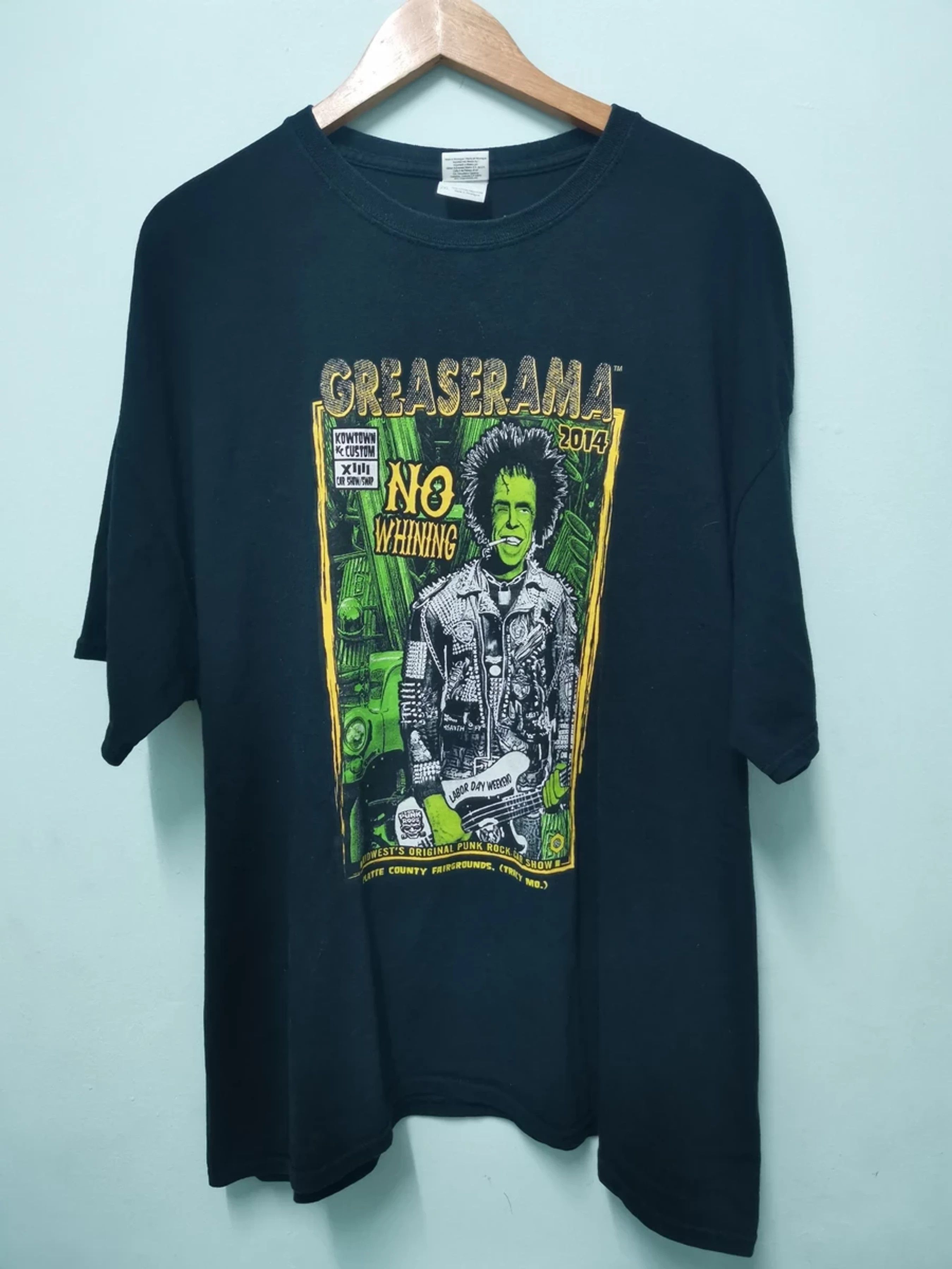 Vintage Vintage Greaserama Punk Rock Car Show Tee Streetwear Size US XXL / EU 58 / 5 - 2 Thumbnail
