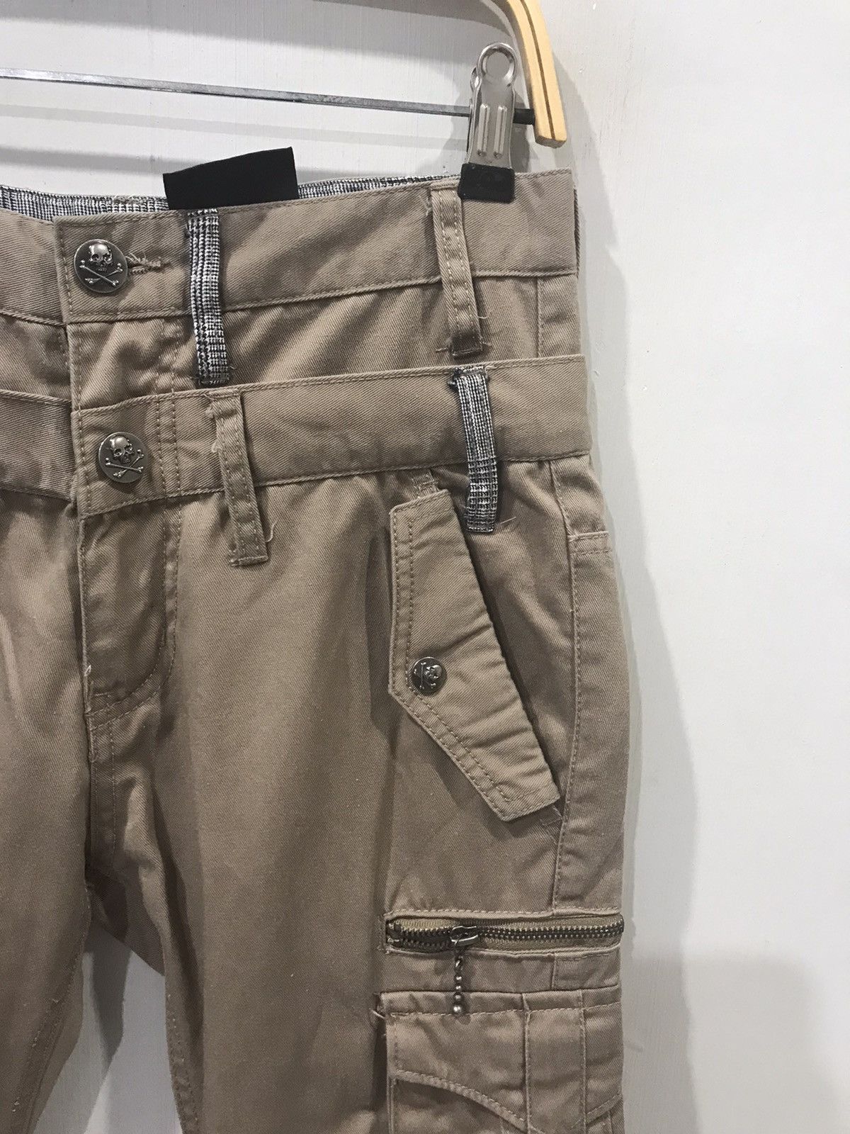 Japanese Brand doublefocus Japan DoubleWaist Skull Button Flare Cargo Pant Size US 28 / EU 44 - 2 Thumbnail