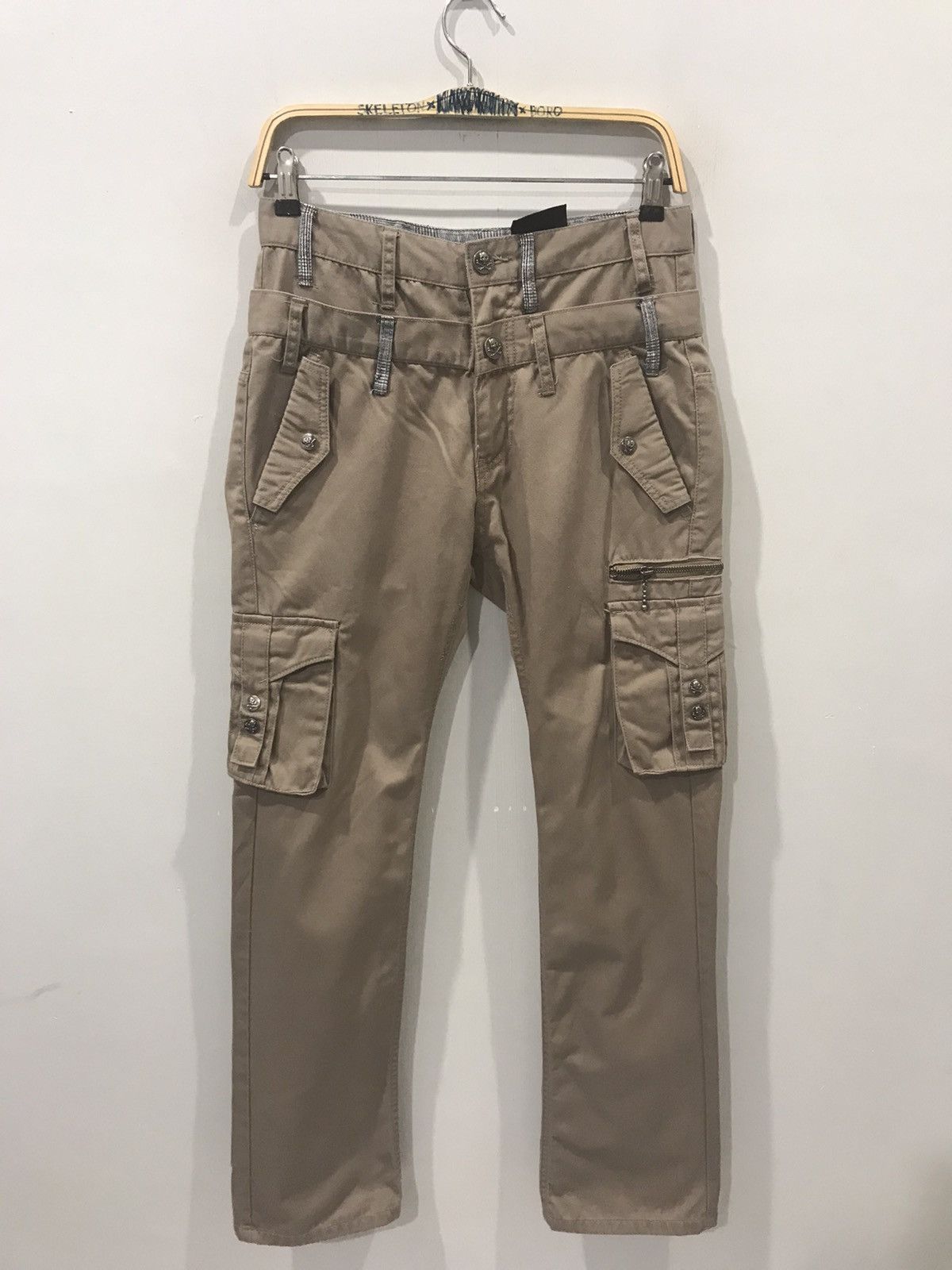 Japanese Brand doublefocus Japan DoubleWaist Skull Button Flare Cargo Pant Size US 28 / EU 44 - 1 Thumbnail