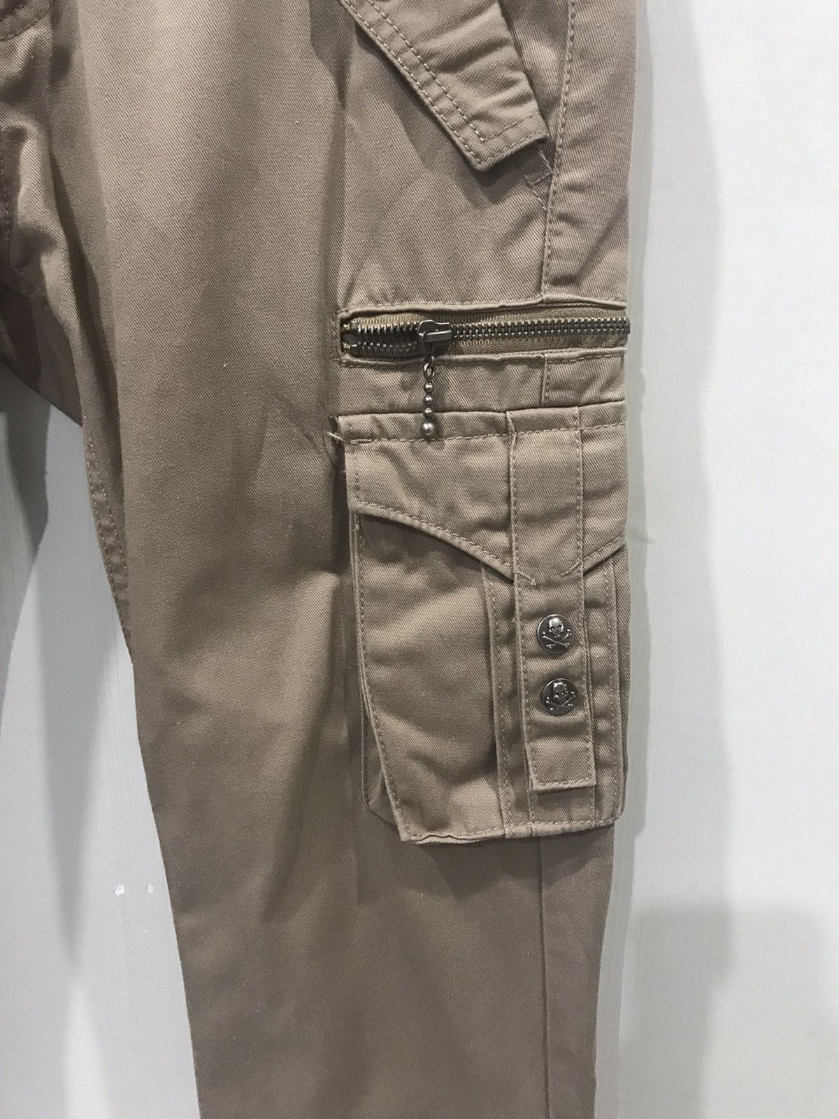 Japanese Brand doublefocus Japan DoubleWaist Skull Button Flare Cargo Pant Size US 28 / EU 44 - 4 Thumbnail