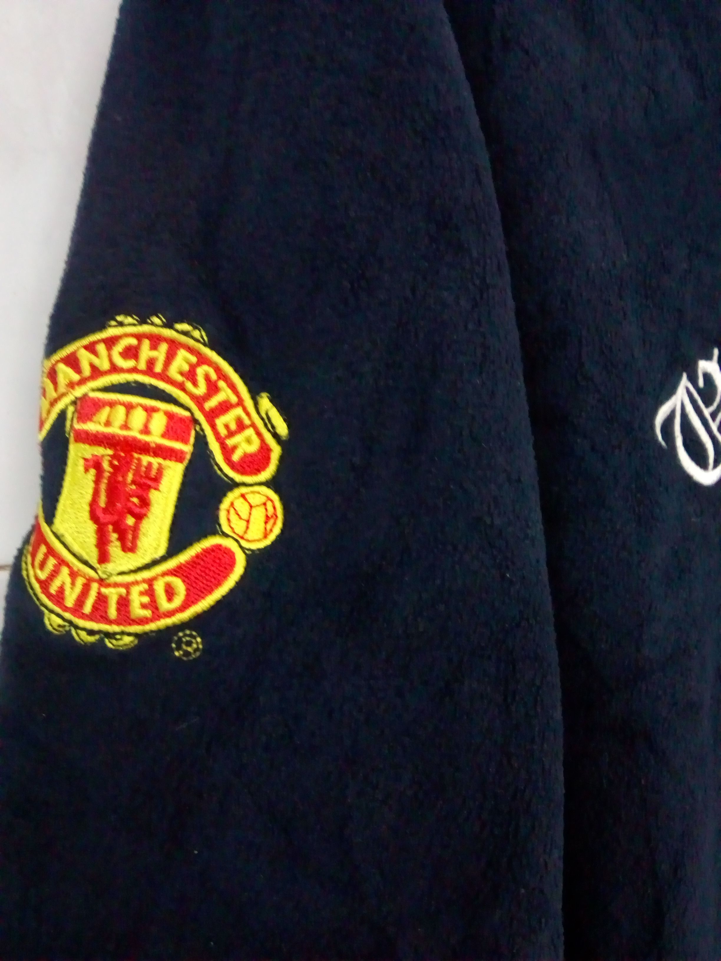 Other Manchester United sweatshirt fleece Size US L / EU 52-54 / 3 - 4 Thumbnail