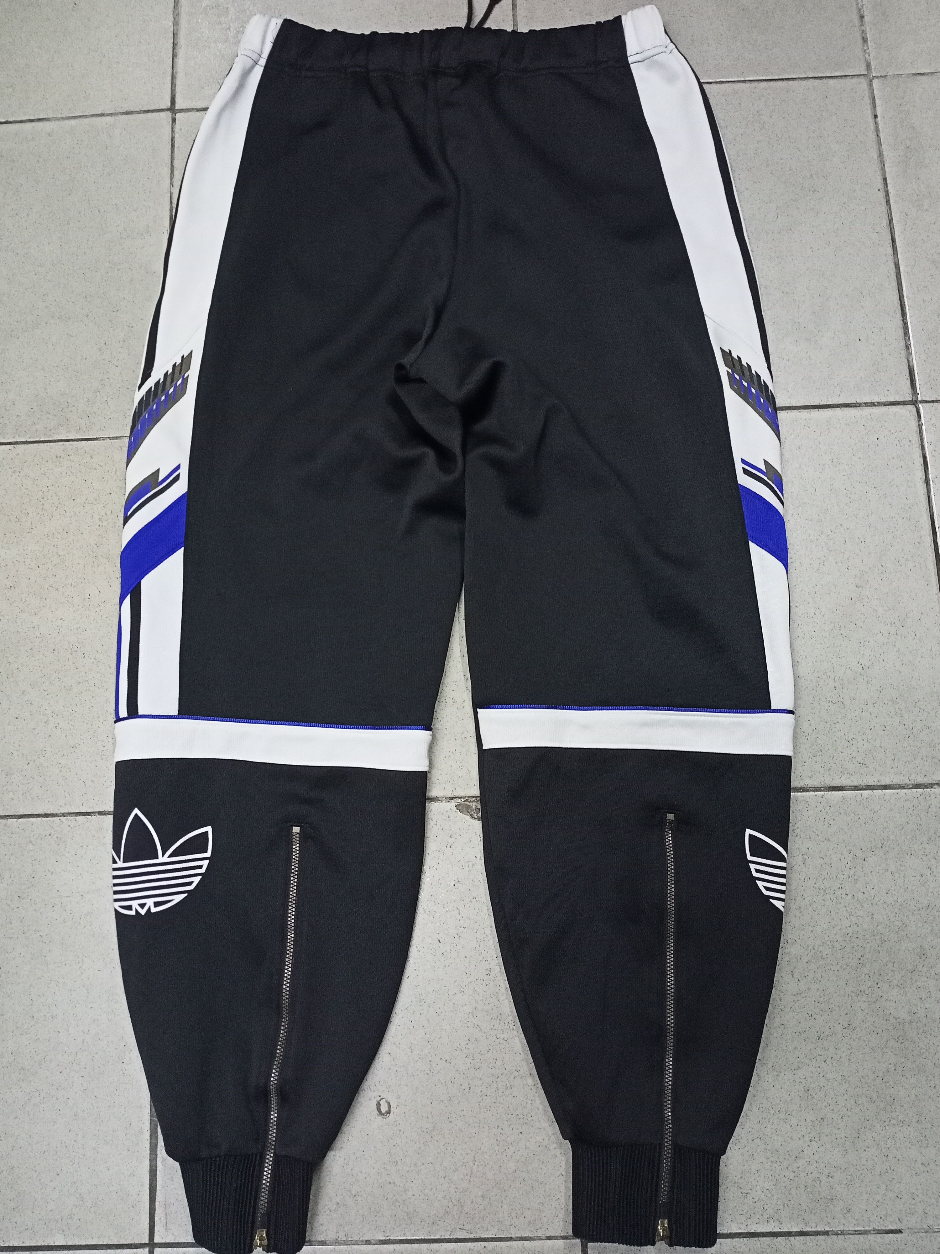 Adidas Adidas track produced by descente ander adidas license Size US 30 / EU 46 - 4 Thumbnail