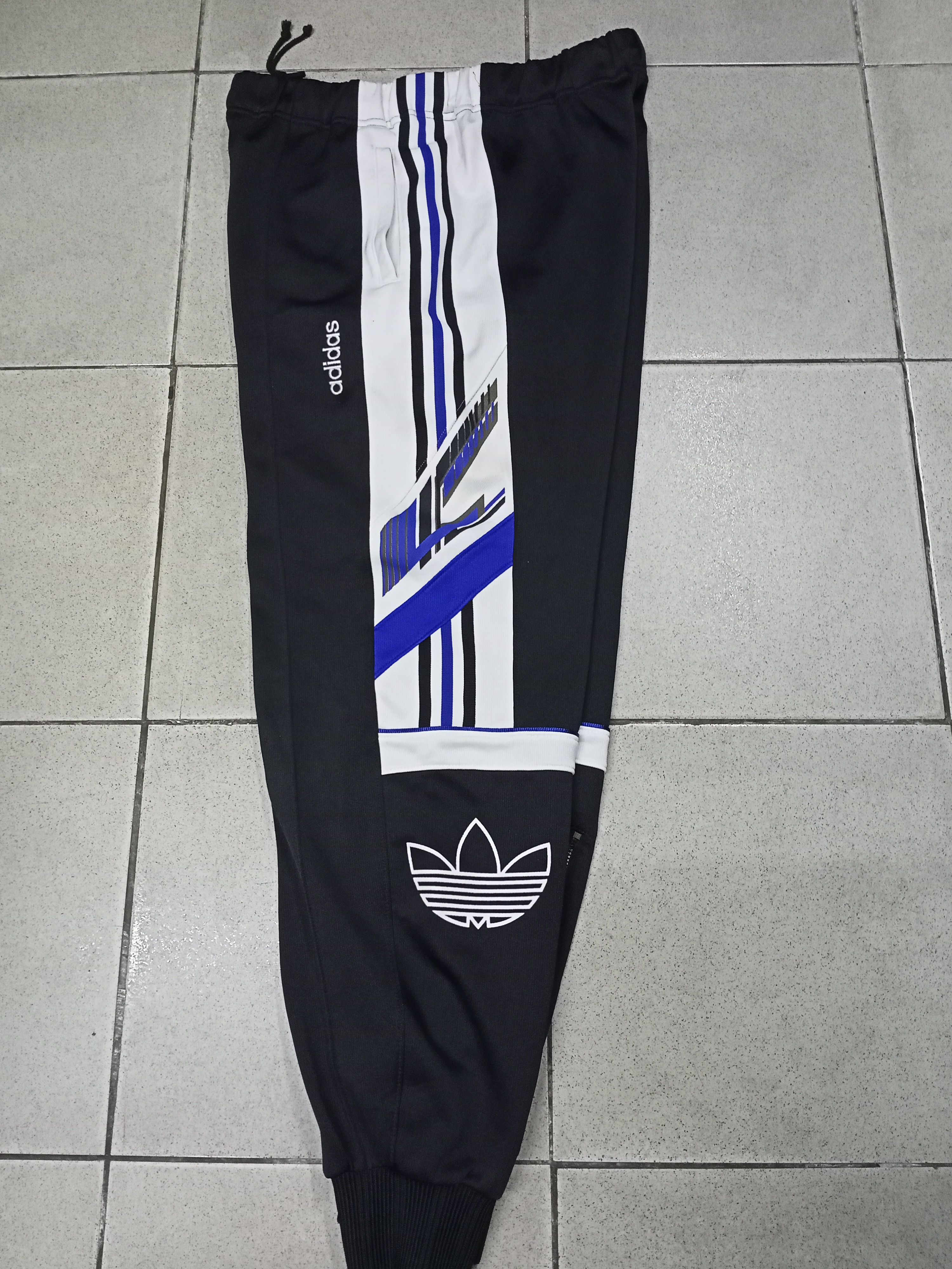 Adidas Adidas track produced by descente ander adidas license Size US 30 / EU 46 - 1 Thumbnail