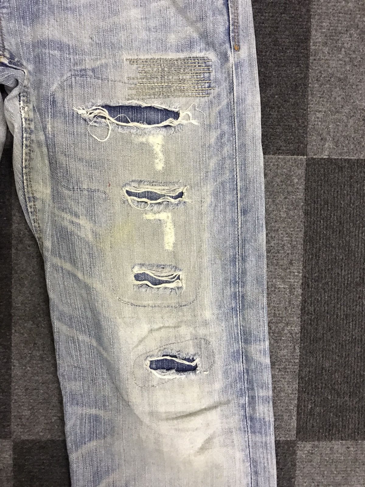 Edwin D125 Vintage EDWIN Light Wash Distressed Jeans Size US 32 / EU 48 - 7 Thumbnail