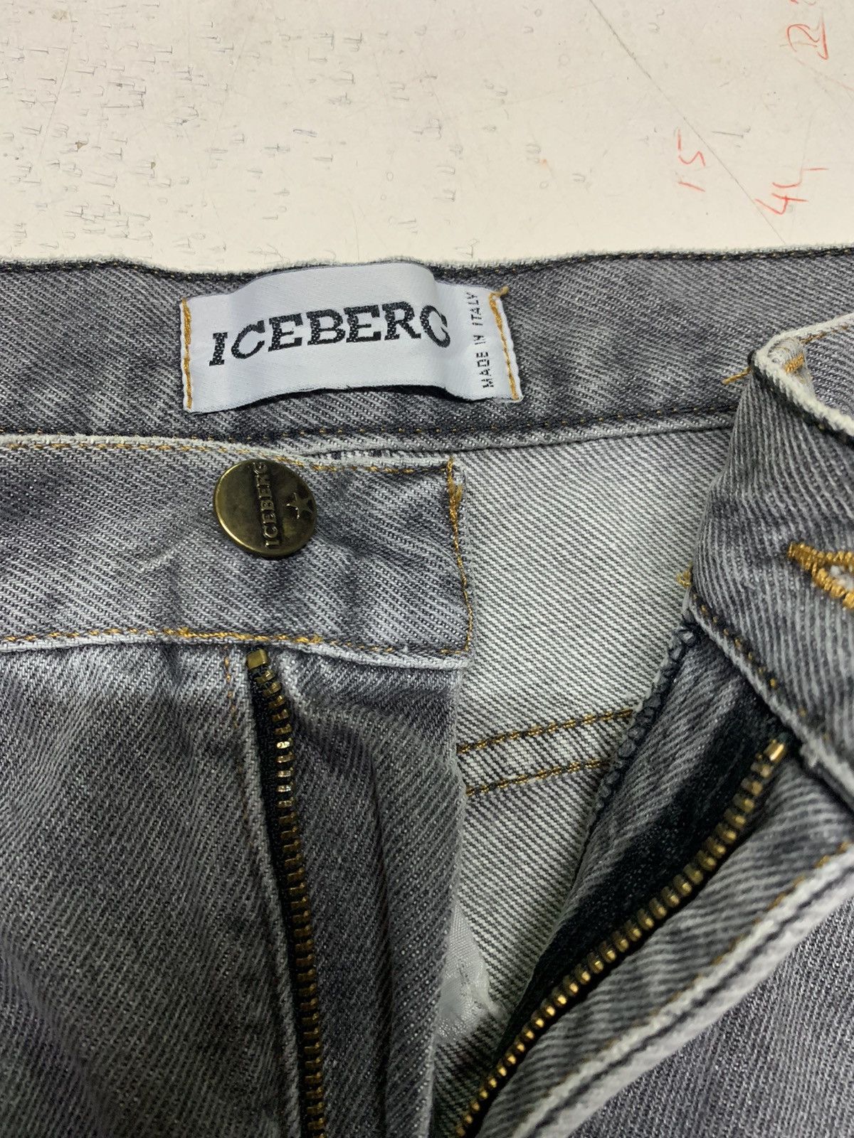 Iceberg × Vintage Iceberg jeans vintage Size US 32 / EU 48 - 12 Thumbnail