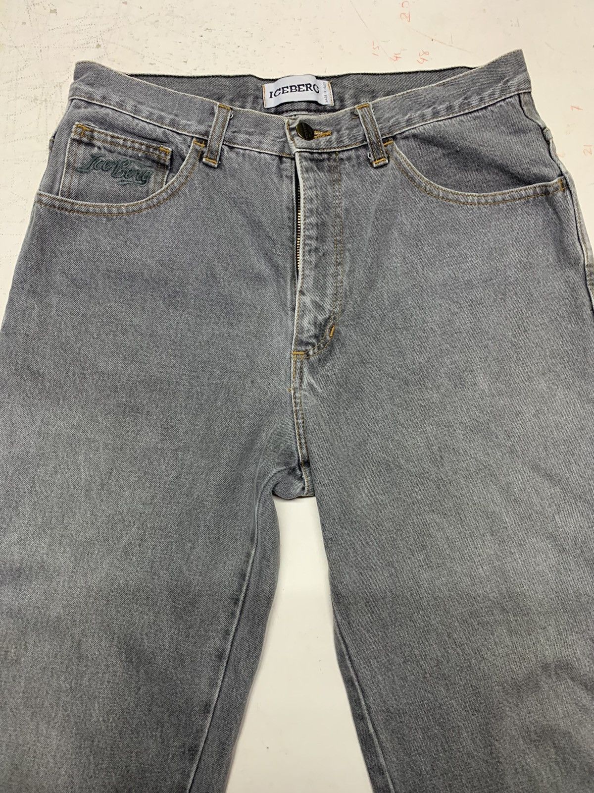 Iceberg × Vintage Iceberg jeans vintage Size US 32 / EU 48 - 10 Thumbnail