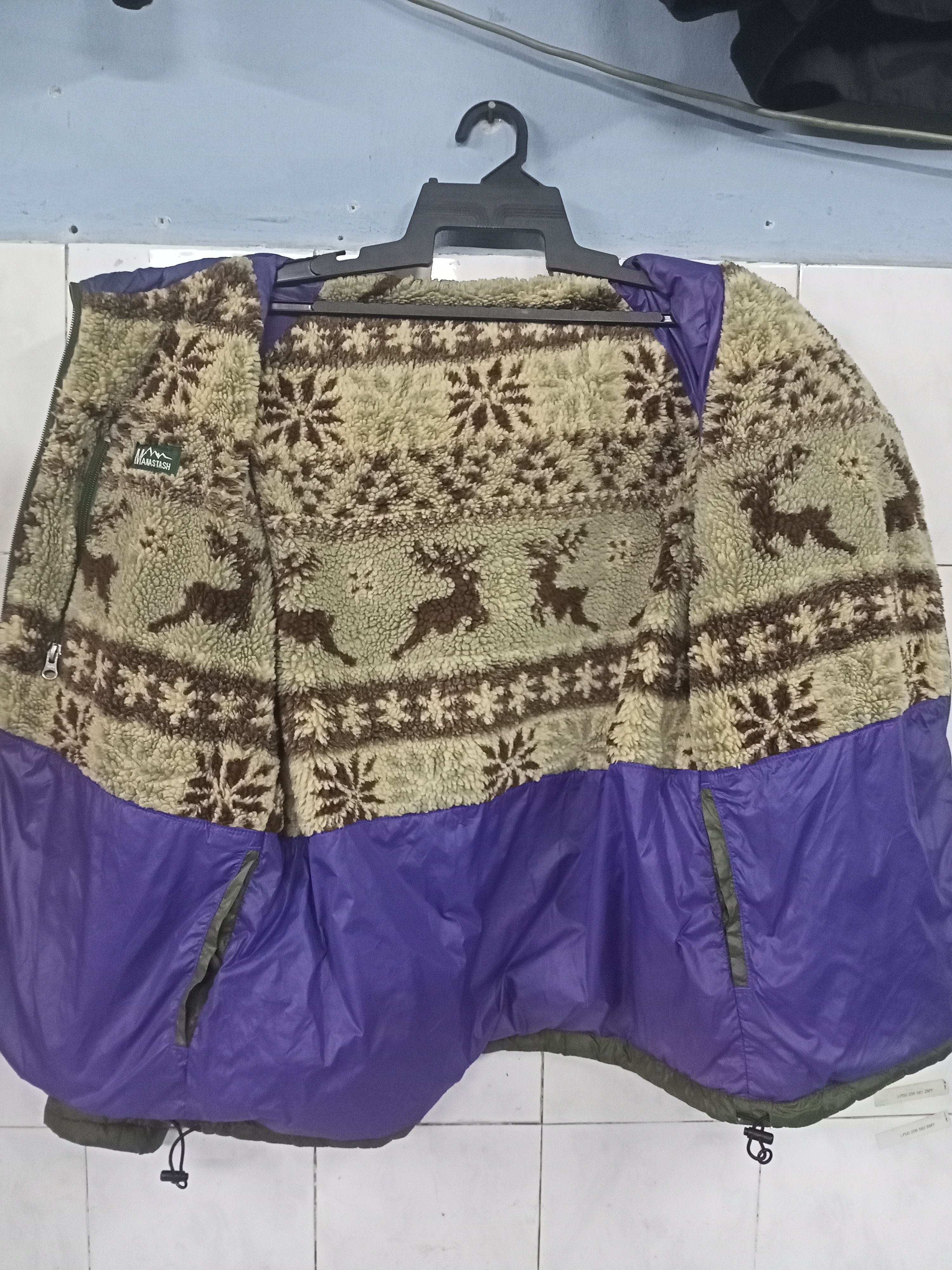 Manastash Manastash bombers 2 and 1 Size US L / EU 52-54 / 3 - 6 Thumbnail