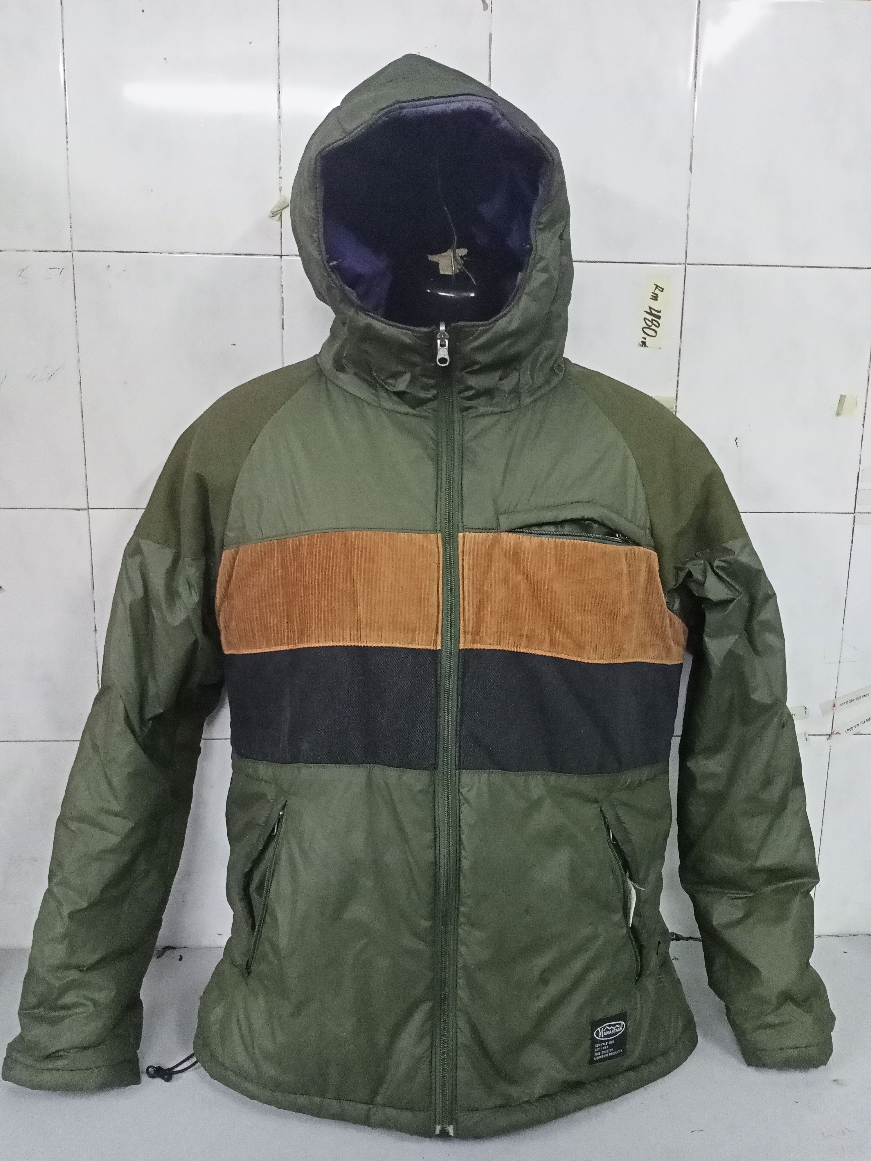 Manastash Manastash bombers 2 and 1 Size US L / EU 52-54 / 3 - 2 Thumbnail