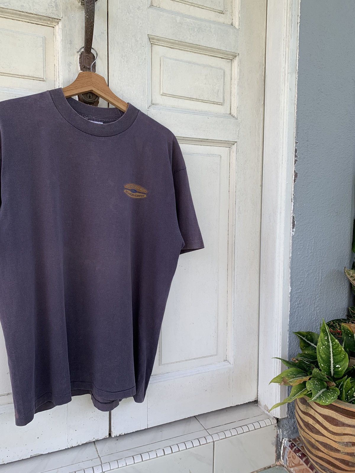 Billabong 90s Vintage Quiksilver Og Surfboards Surfer Tshirt Size US L / EU 52-54 / 3 - 4 Thumbnail
