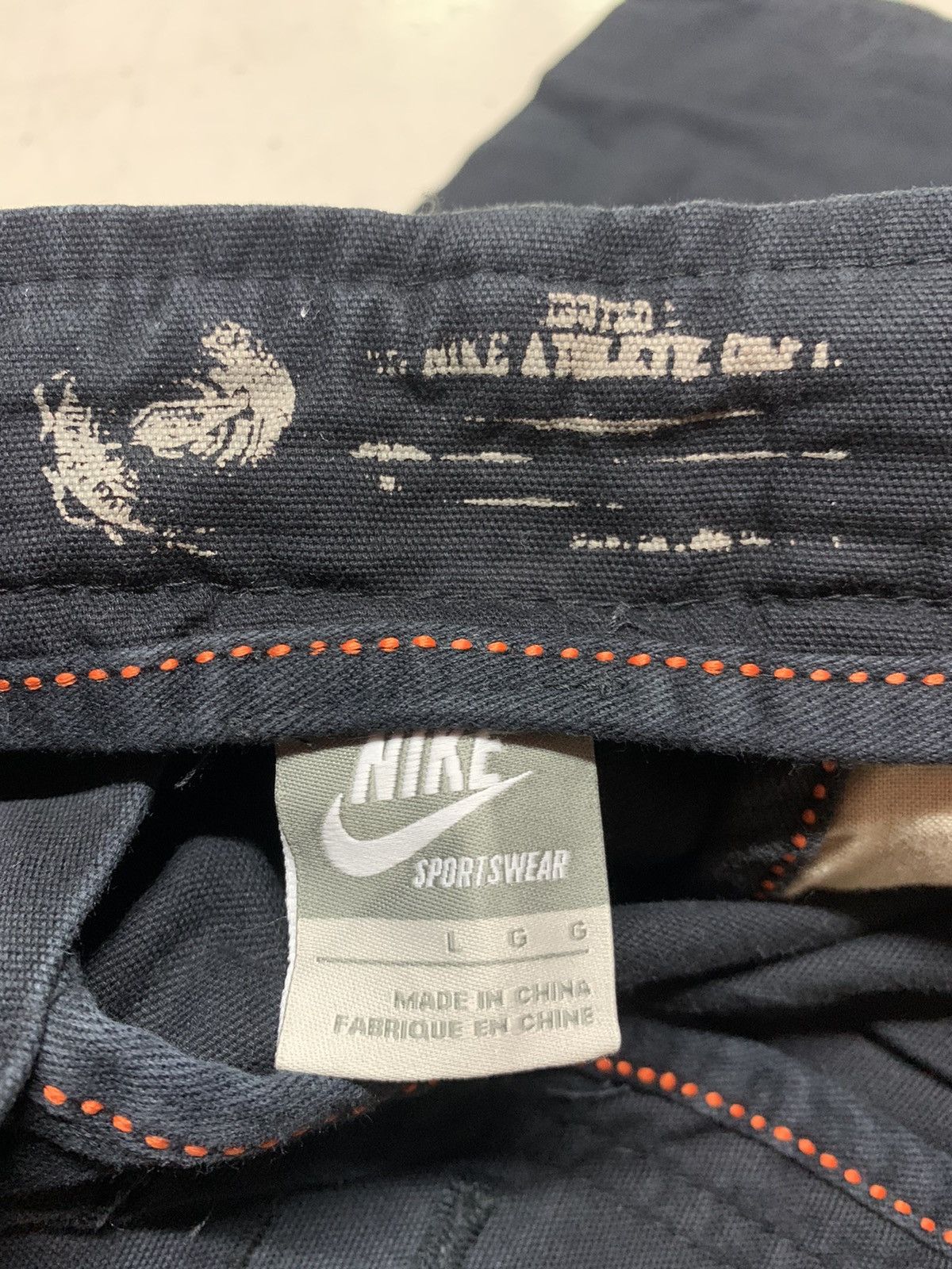 Nike Nike cargo pants Size US 33 - 12 Thumbnail
