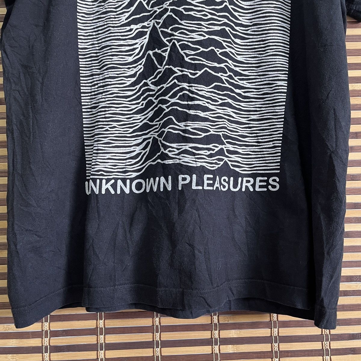 Joy Division × Vintage Vintage Joy Division Rock Band TShirt Size US M / EU 48-50 / 2 - 8 Thumbnail