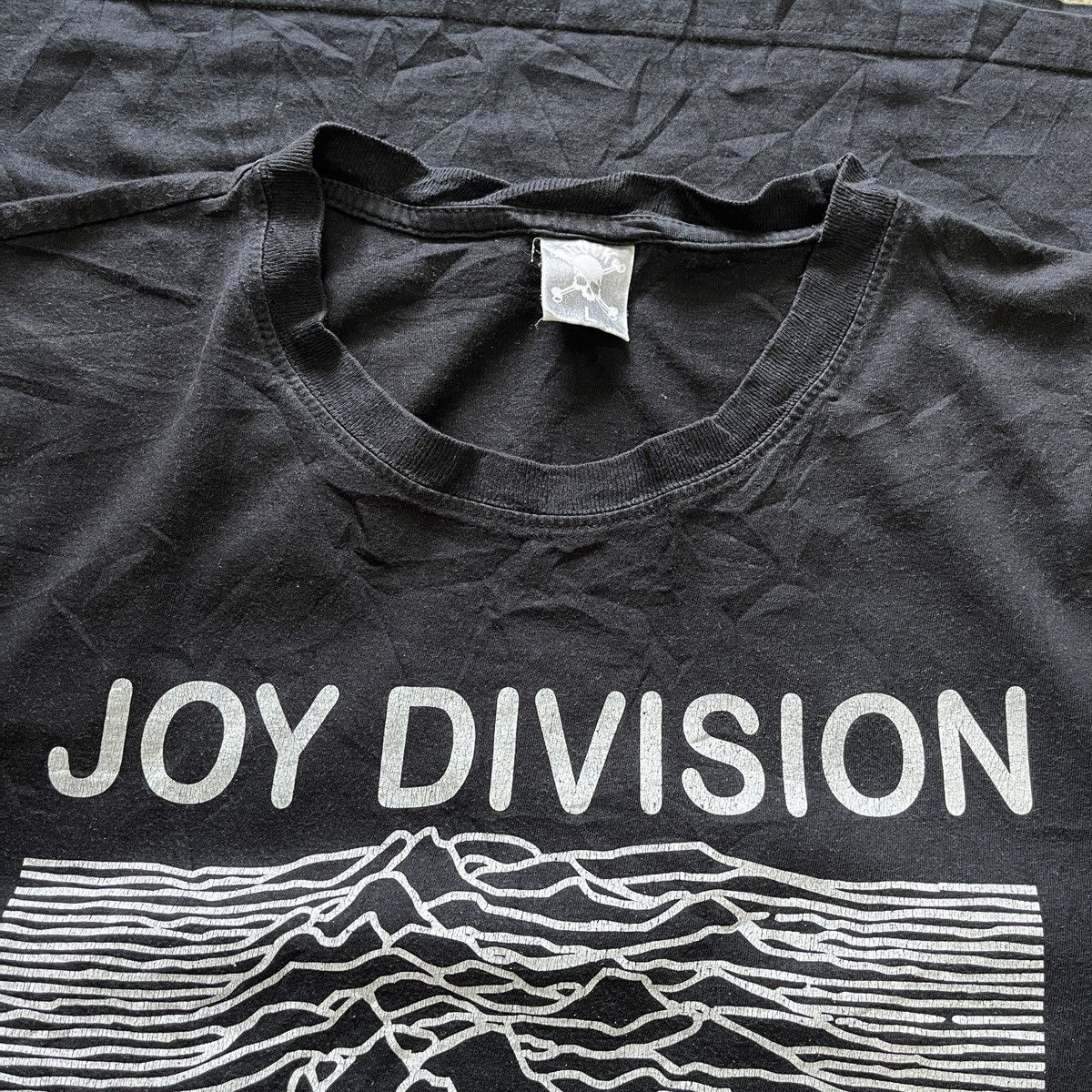 Joy Division × Vintage Vintage Joy Division Rock Band TShirt Size US M / EU 48-50 / 2 - 10 Thumbnail