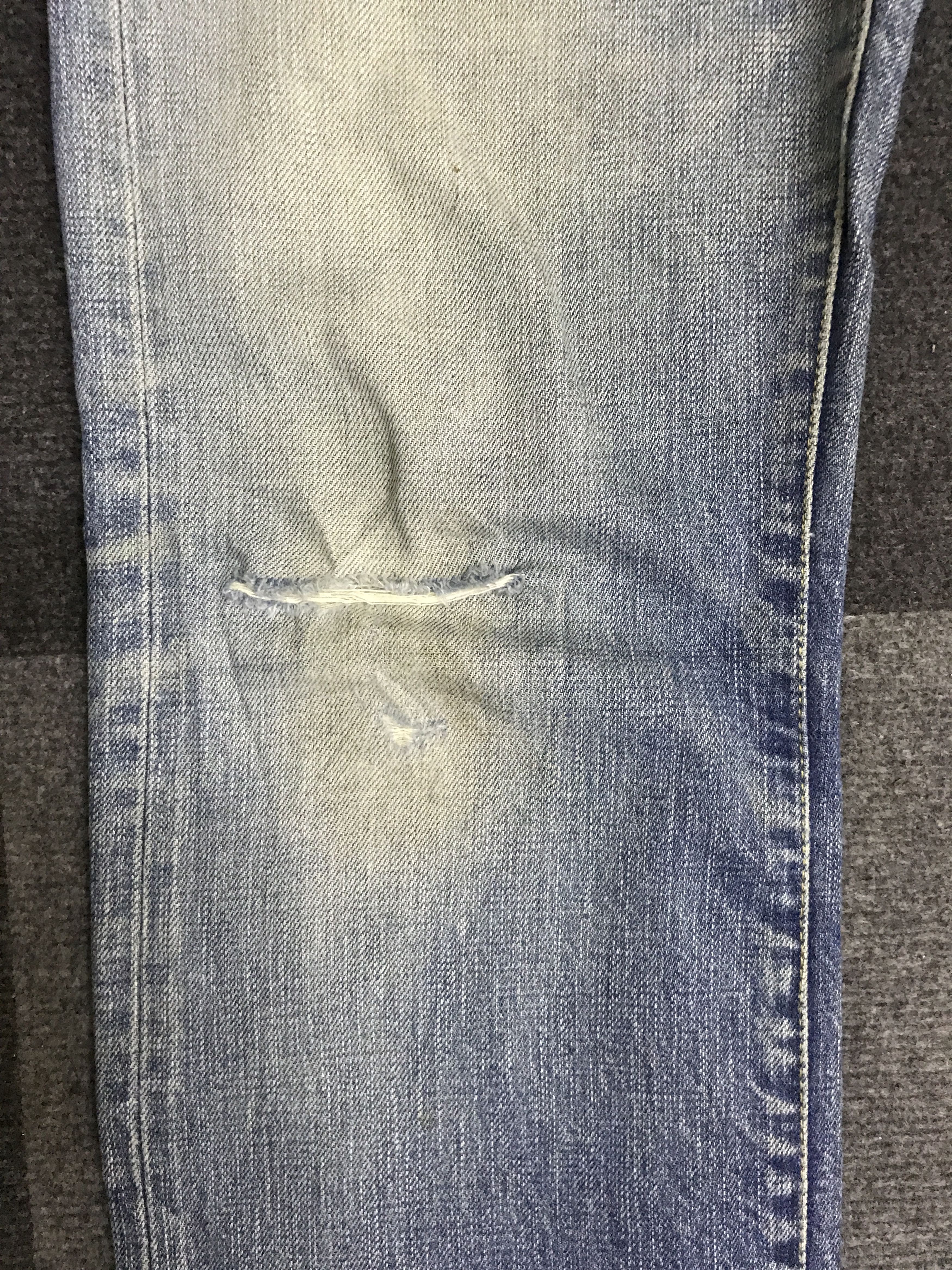 Japanese Brand D146 JOURNAL STANDARD Light Wash Distressed Slvedge Jeans Size US 33 - 7 Thumbnail