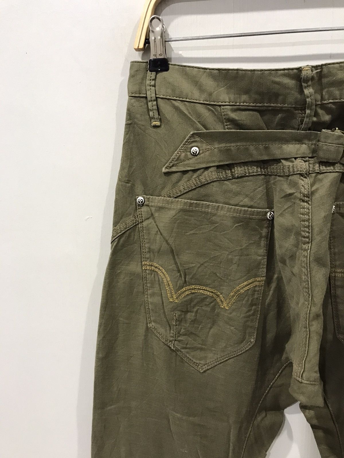 Edwin Edwin Curved Leg Multipockets Military Cargo Pant Size US 29 - 13 Thumbnail
