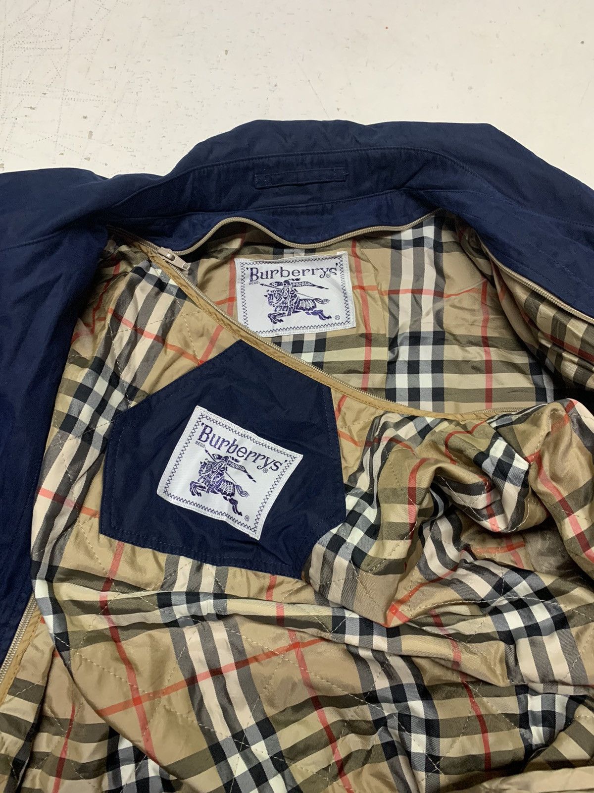 Burberry Vintage Burberry’s long jacket Size US L / EU 52-54 / 3 - 15 Thumbnail
