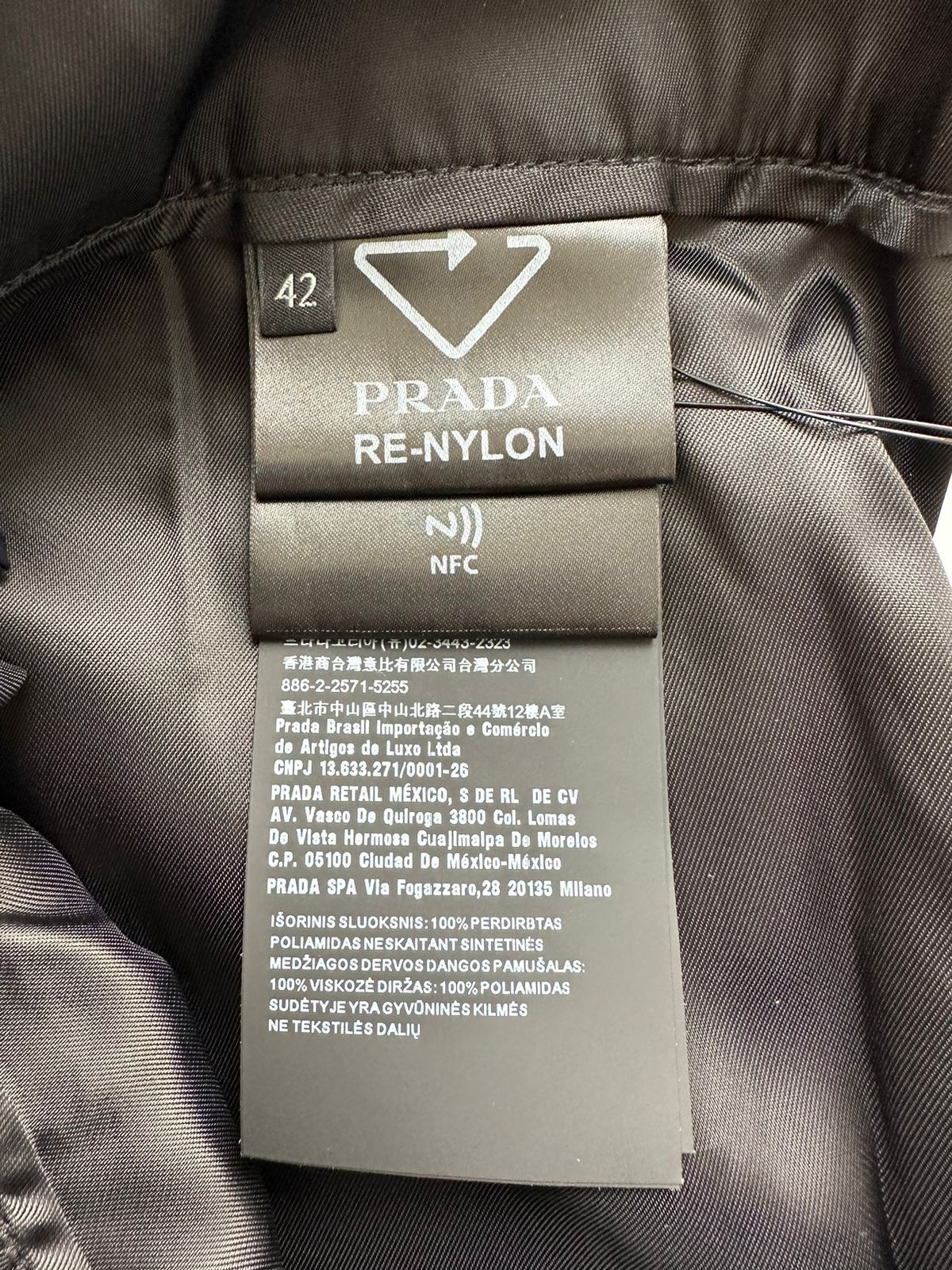 Prada Prada Re-Nylon gabardine skirt with pouch Size 28" / US 6 / IT 42 - 6 Thumbnail