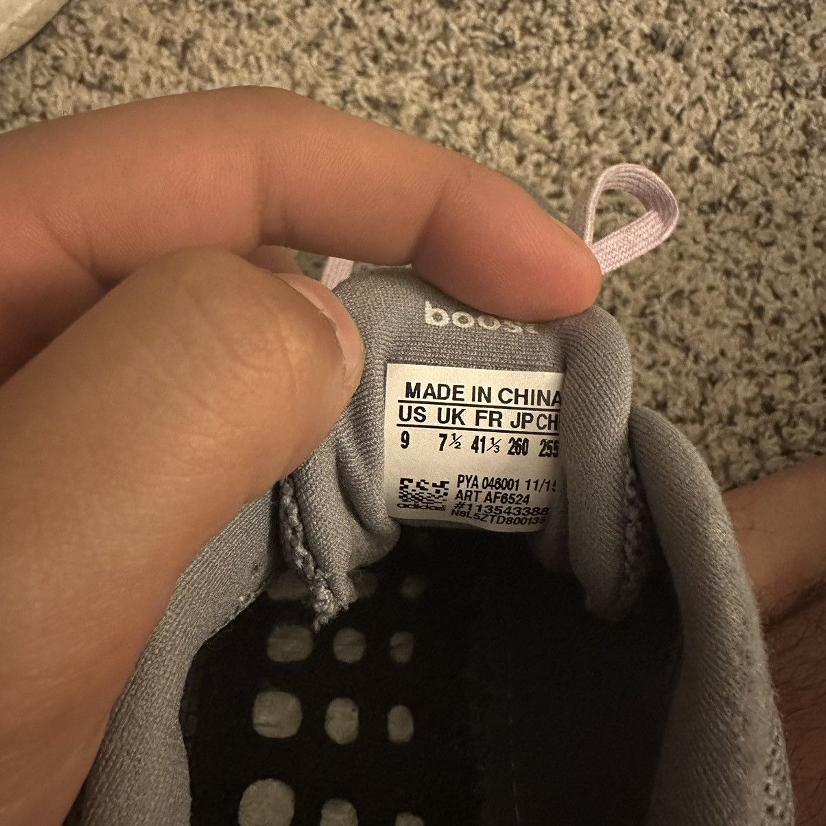 Adidas WMNS Adidas Ultra-boosts Size US 9 / IT 39 - 7 Thumbnail