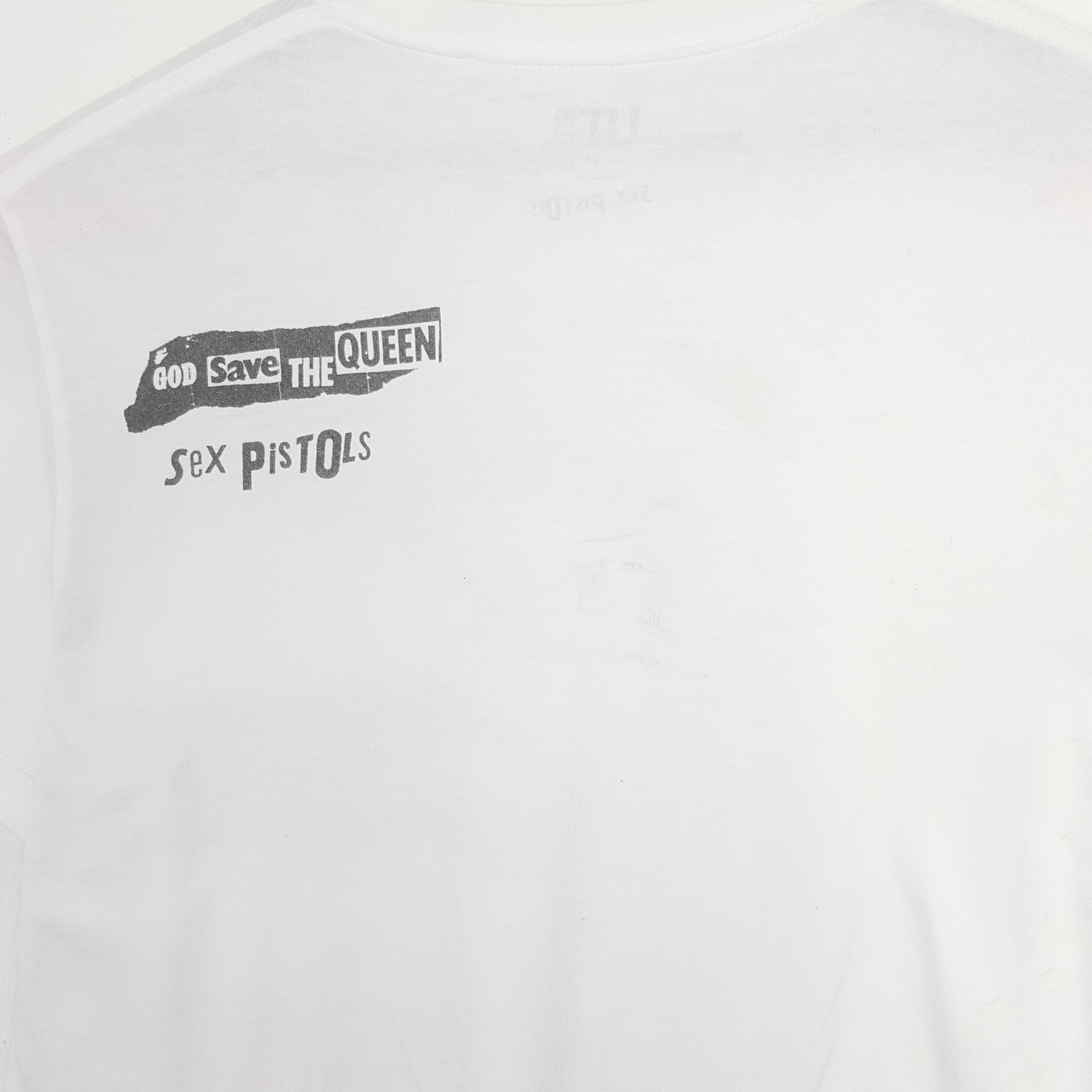 Band Tees × Japanese Brand × Uniqlo SEX PISTOLS X Uniqlo Japanese Brand Tshirt Size US L / EU 52-54 / 3 - 4 Thumbnail