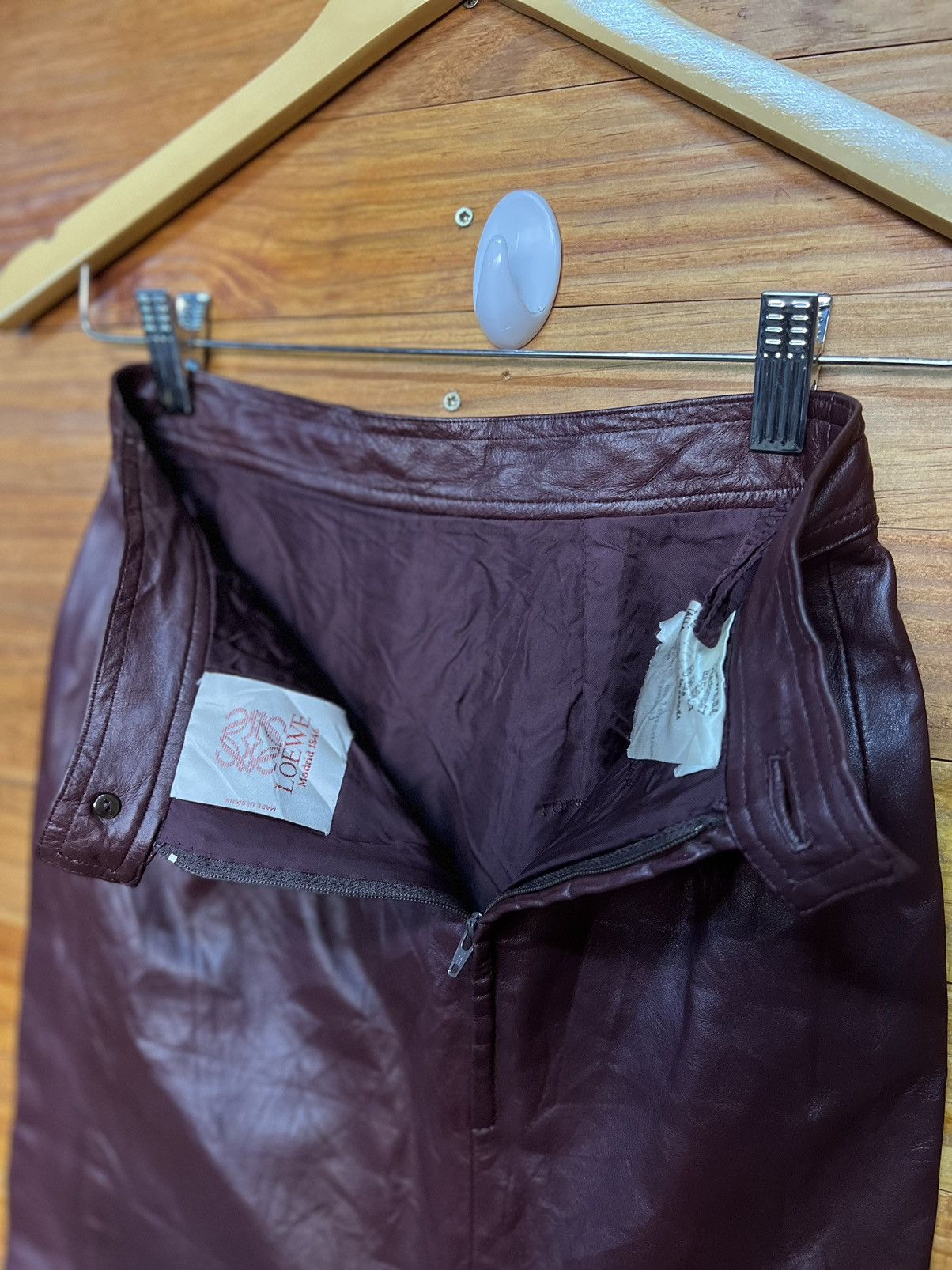 Loewe ARCHIVE🔥LOEWE LEATHER SKIRT Size 24" / US 00 / IT 34 - 10 Thumbnail