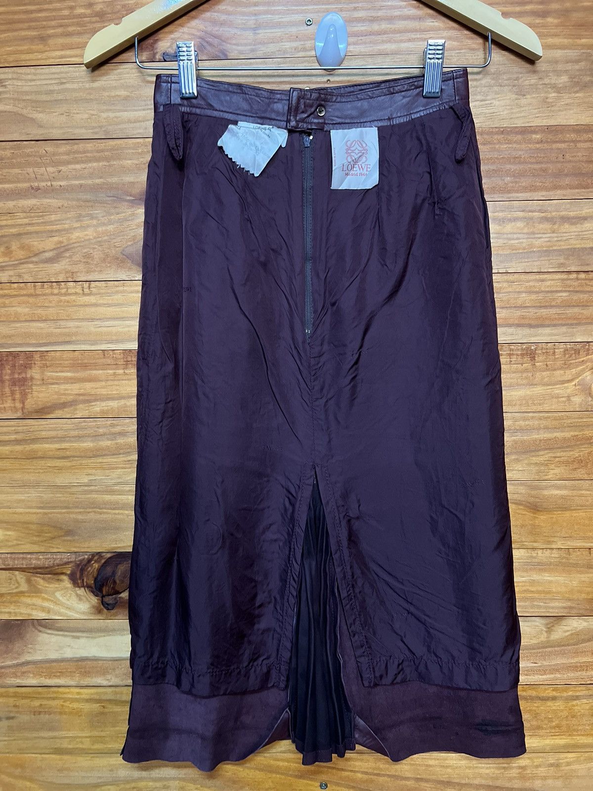 Loewe ARCHIVE🔥LOEWE LEATHER SKIRT Size 24" / US 00 / IT 34 - 13 Thumbnail