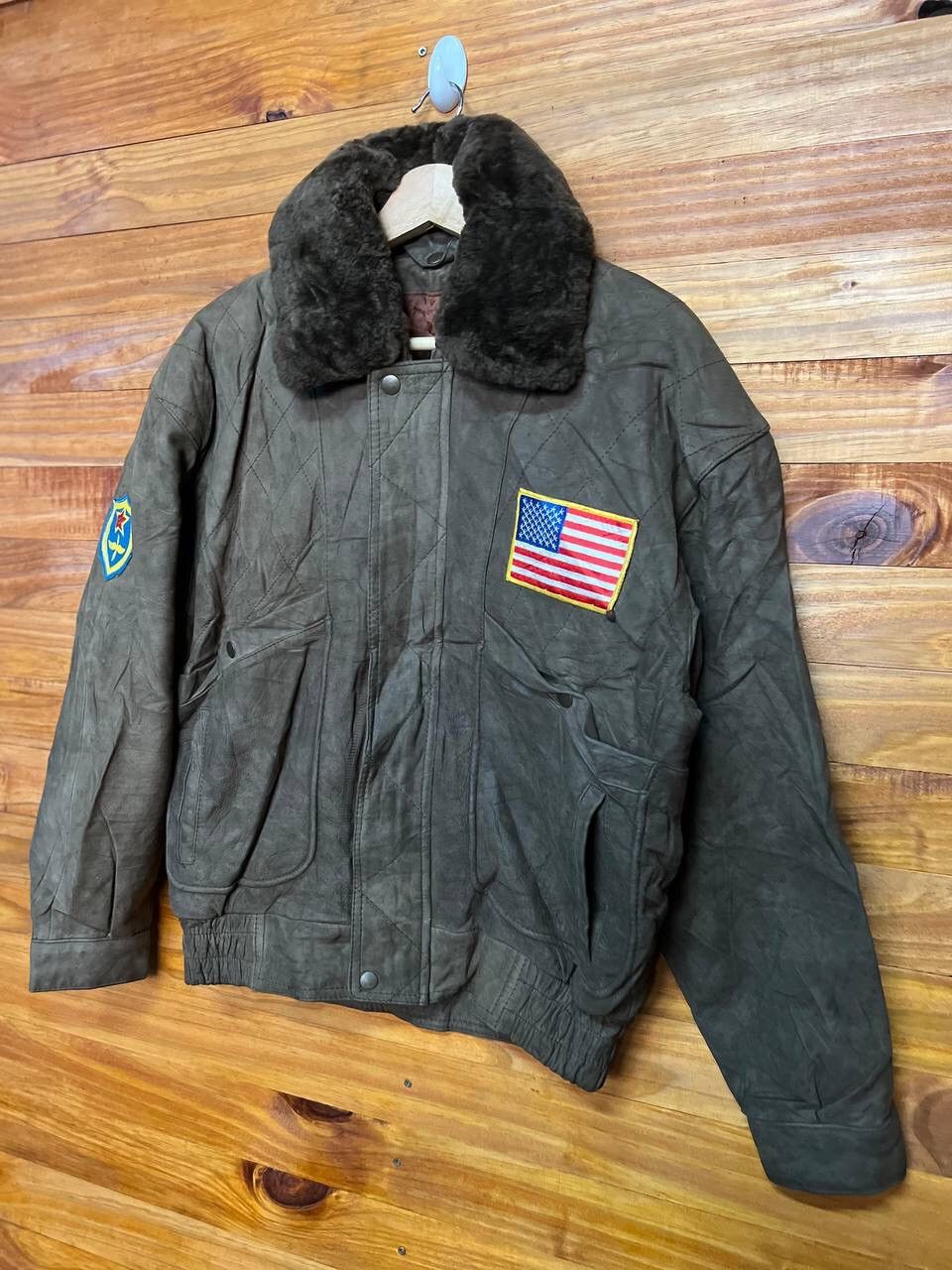 Vintage VINTAGE FAUX FUR AMERICA X SOVIET UNION PATCH LEATHER JACKET Size US M / EU 48-50 / 2 - 4 Thumbnail