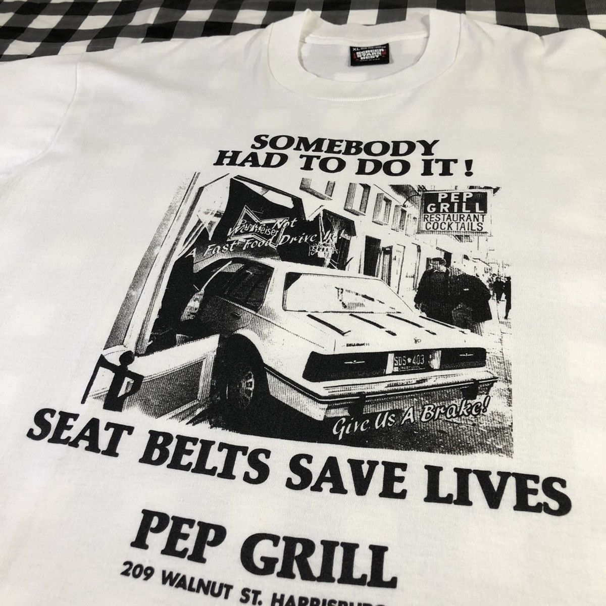 Vintage Car Crash Restaurant Pep Grill Seat Belts Save Lives Tee Size US XL / EU 56 / 4 - 3 Thumbnail