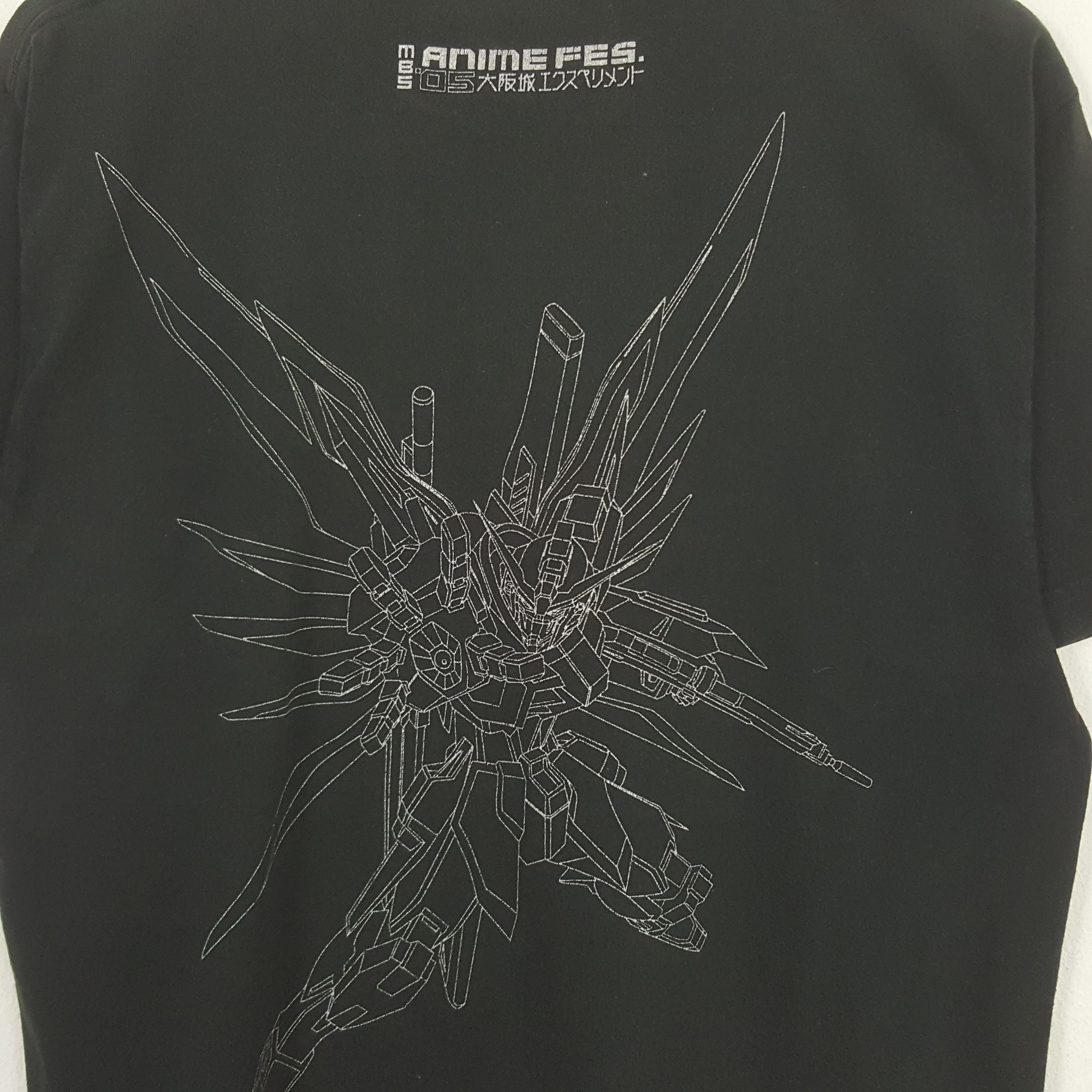 Japanese Brand × Uniqlo × Vintage Vintage Suit Gundam Anime Fes Japanese Brand Tshirt Size US L / EU 52-54 / 3 - 4 Thumbnail