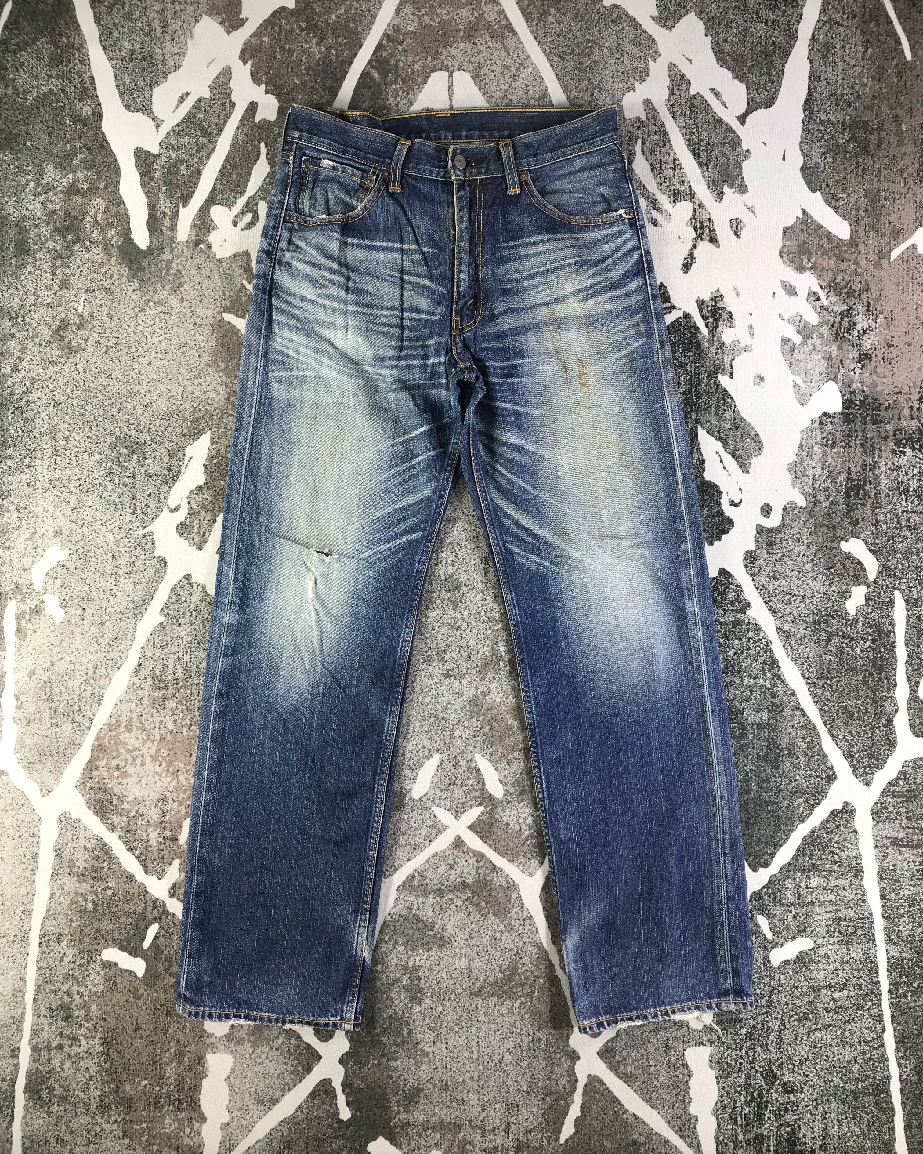 image of Distressed Denim x Levis Vintage Levis Jeans 703 Dirty Blue Denim Kj2547, Men's (Size 31)