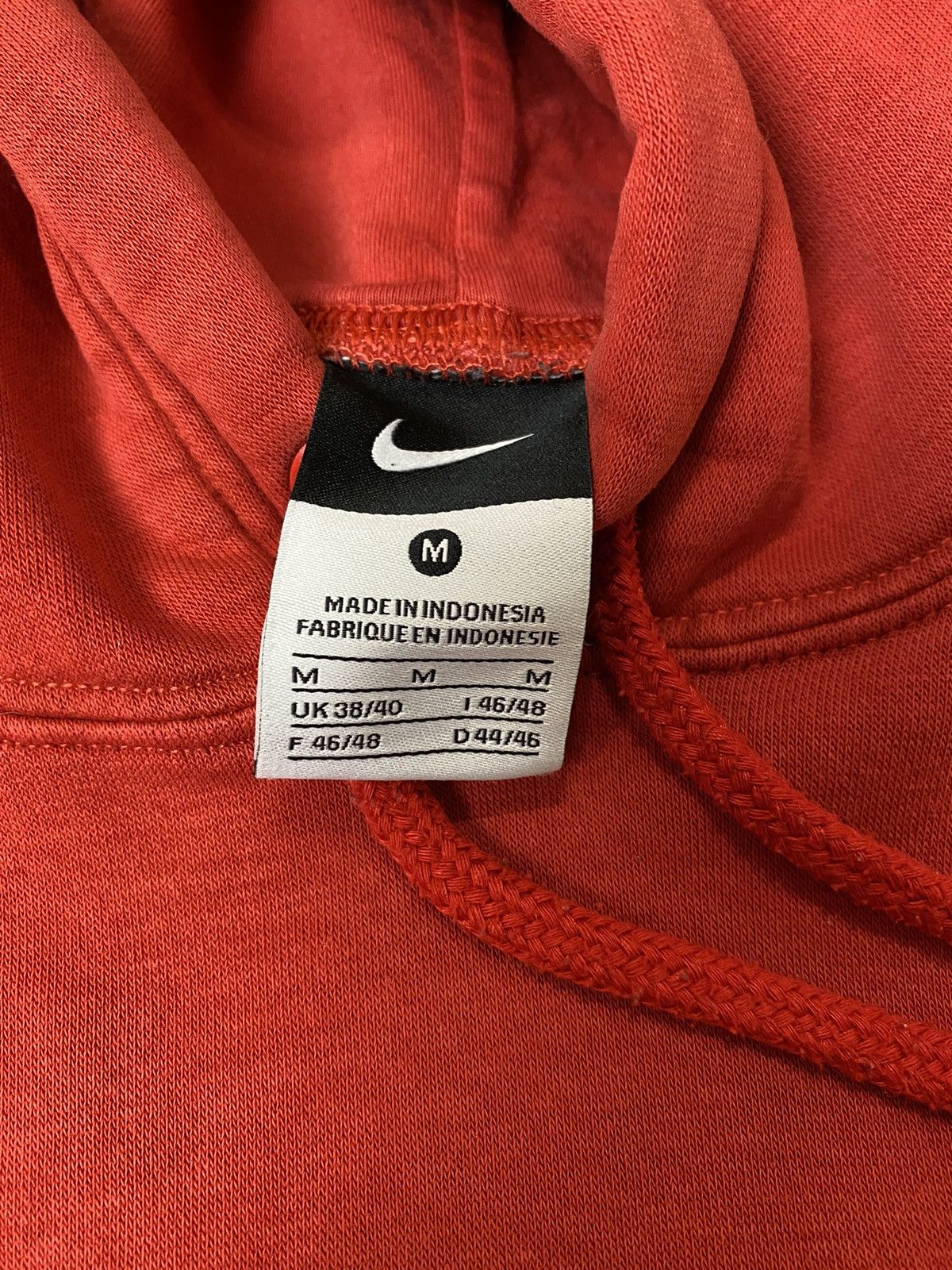 Vintage Vintage Hoodie Nike Big Centre Logo Y2K Size US M / EU 48-50 / 2 - 7 Thumbnail