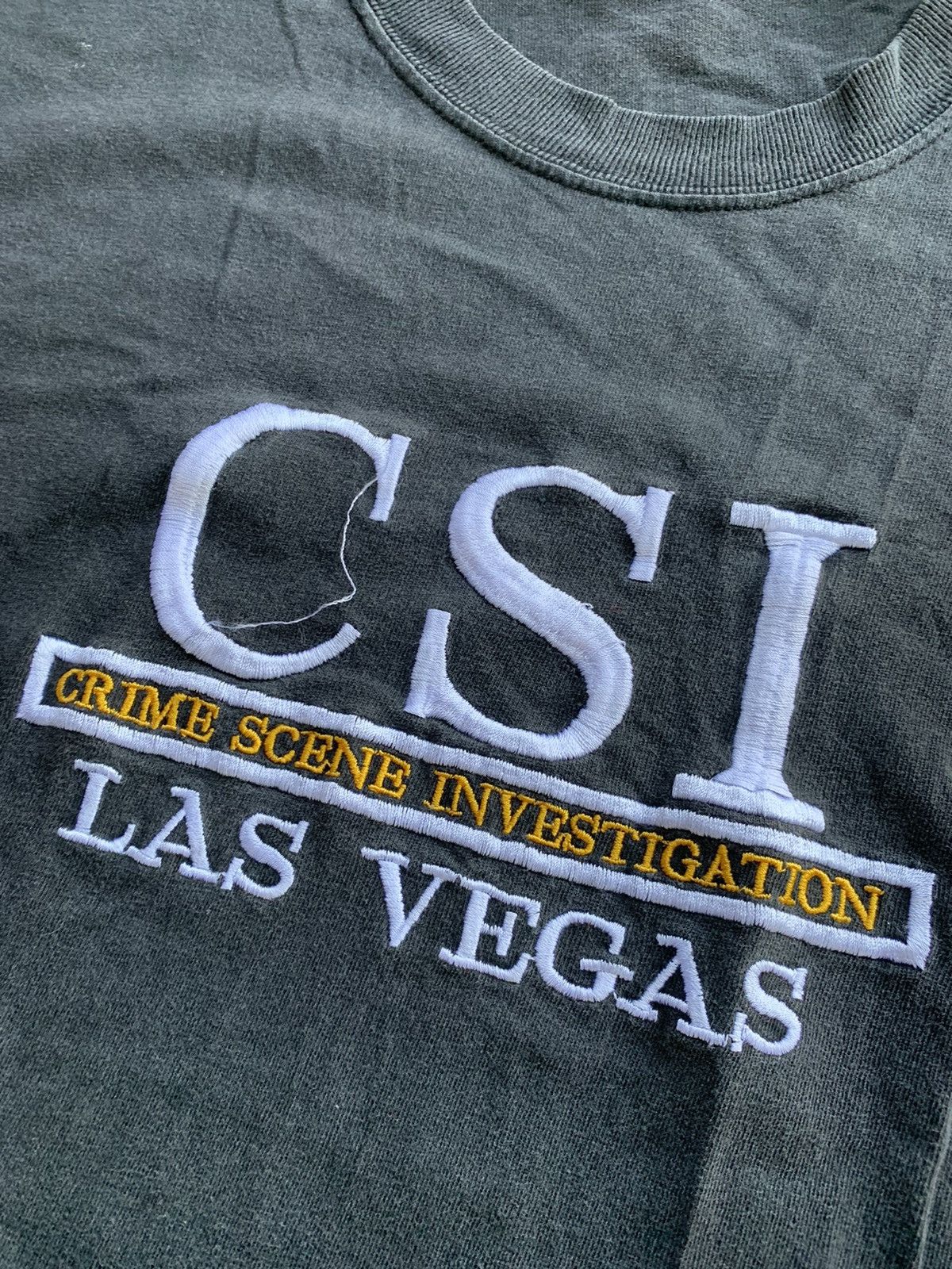 Vintage Vintage Thrashed Faded CSI Las Vegas Movie Tshirt Size US S / EU 44-46 / 1 - 2 Thumbnail