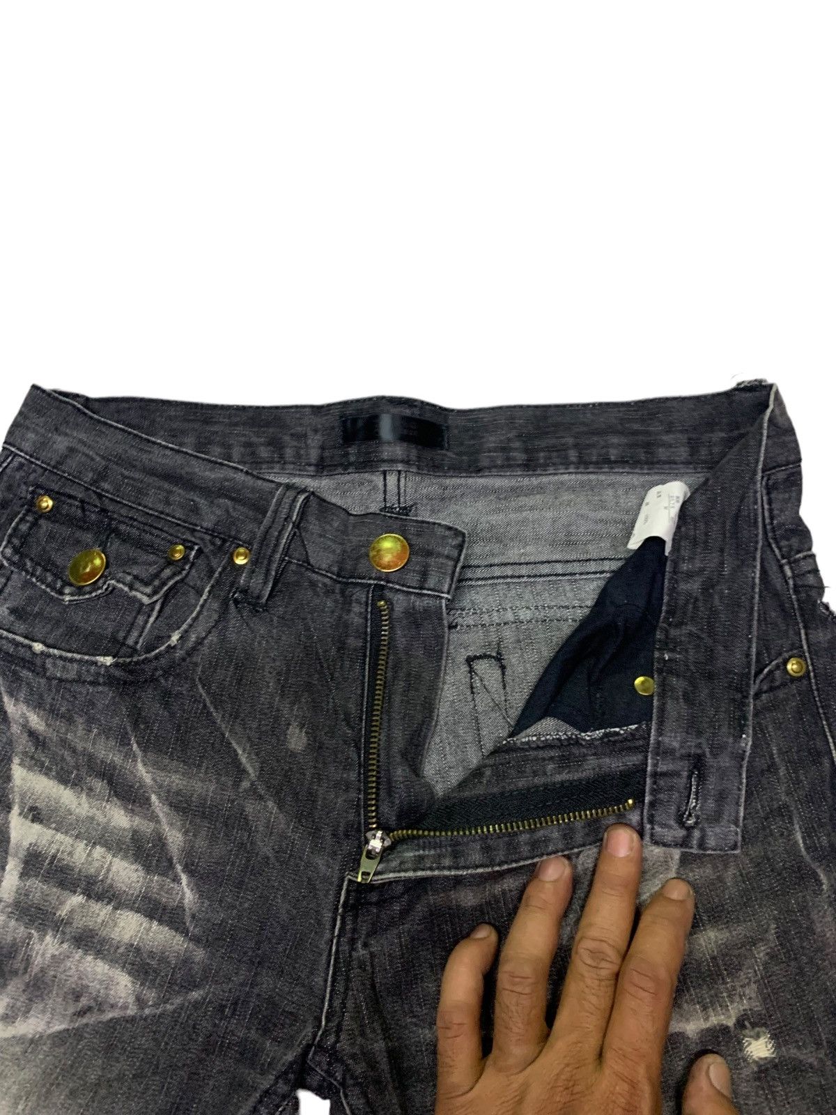 Designer Black baccara distressed jeans Size US 32 / EU 48 - 7 Thumbnail