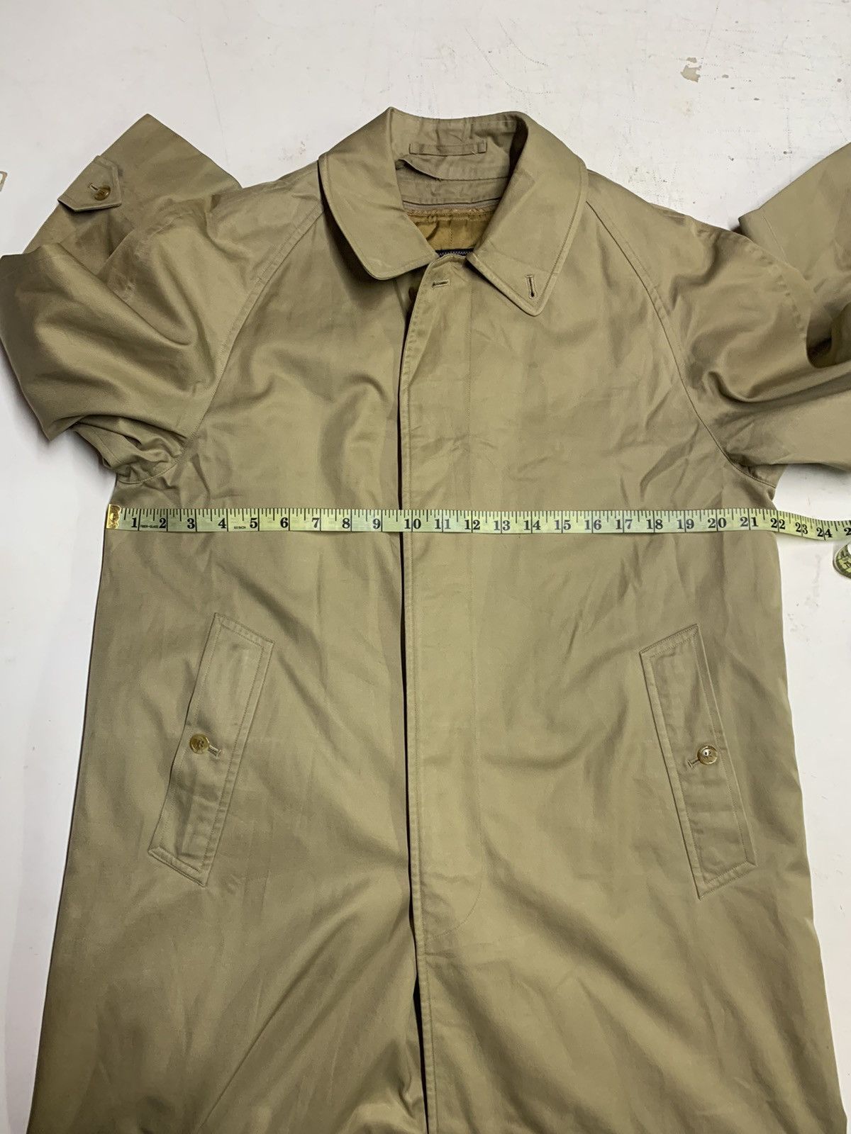 Burberry Vintage Burberry long trench coat Size US M / EU 48-50 / 2 - 23 Thumbnail