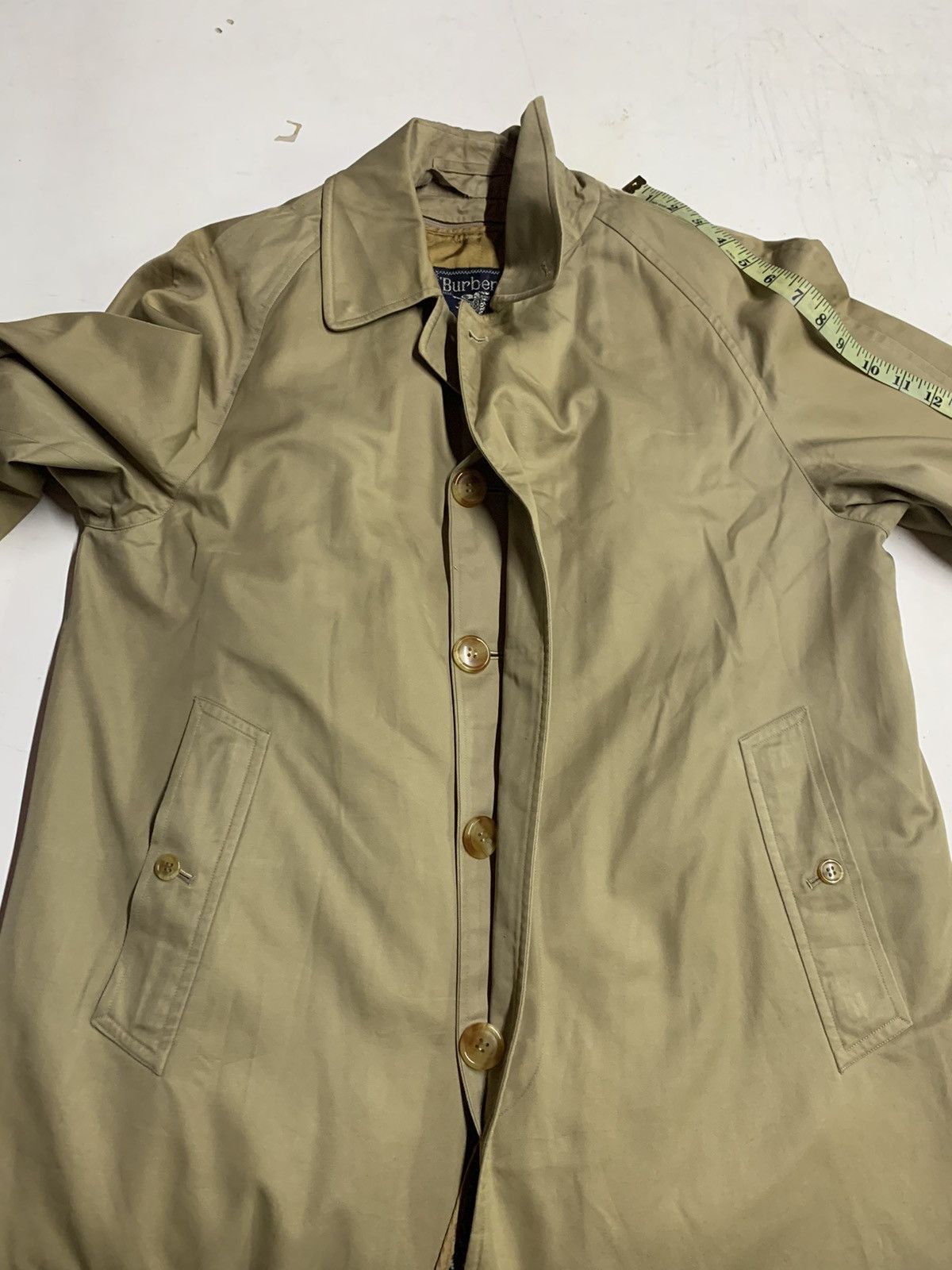 Burberry Vintage Burberry long trench coat Size US M / EU 48-50 / 2 - 21 Thumbnail