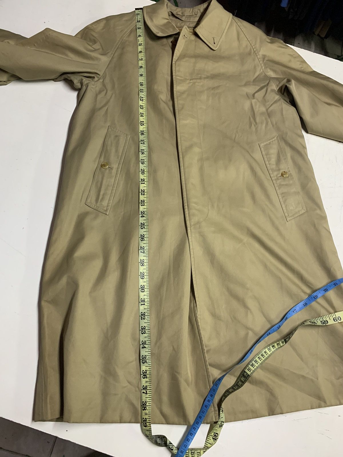 Burberry Vintage Burberry long trench coat Size US M / EU 48-50 / 2 - 24 Thumbnail