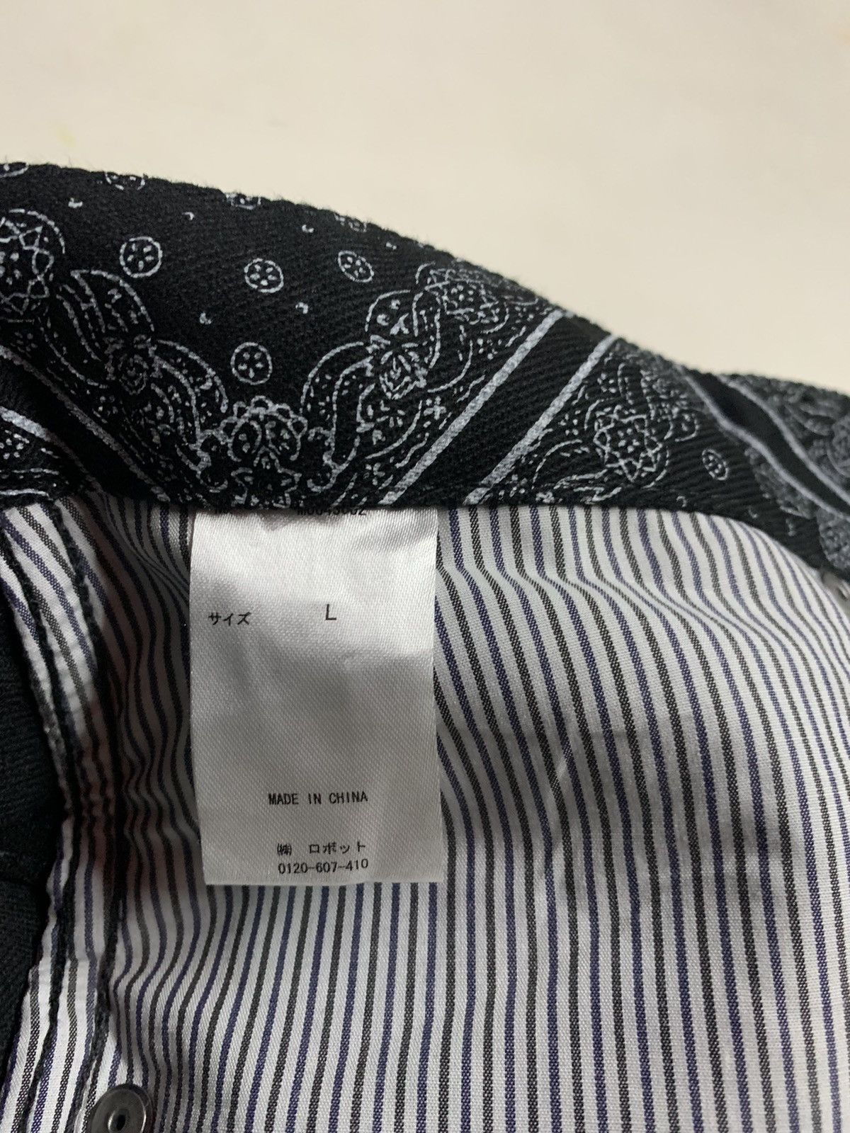 Designer Designed and engineered with ILL’S brand Size US 34 / EU 50 - 21 Thumbnail