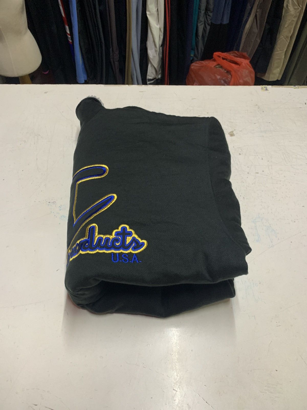 Champion Champions products big logo Size US L / EU 52-54 / 3 - 16 Thumbnail
