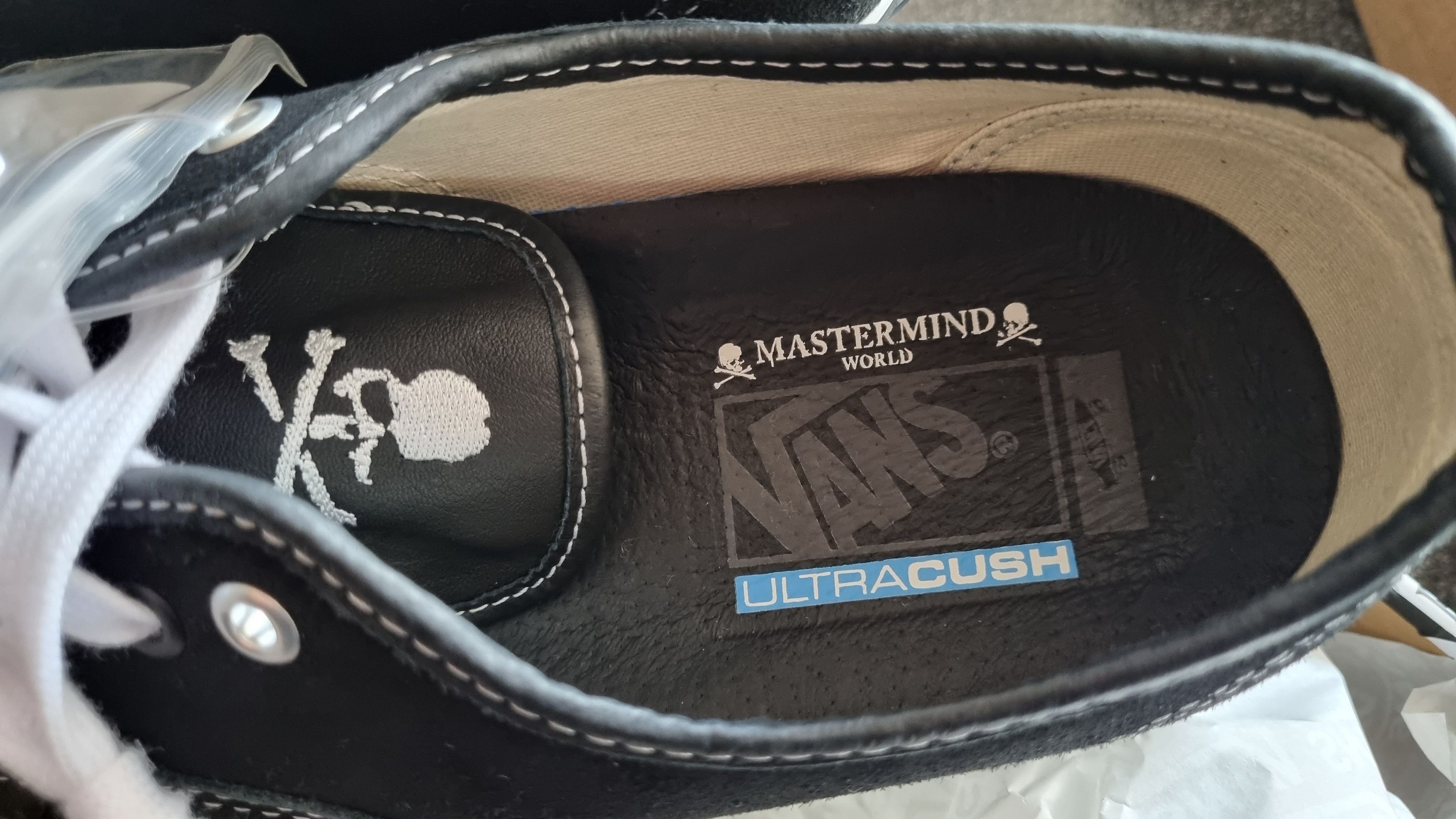 Mastermind World UA authentic lx Mastermind World Size US 10 / EU 43 - 3 Thumbnail